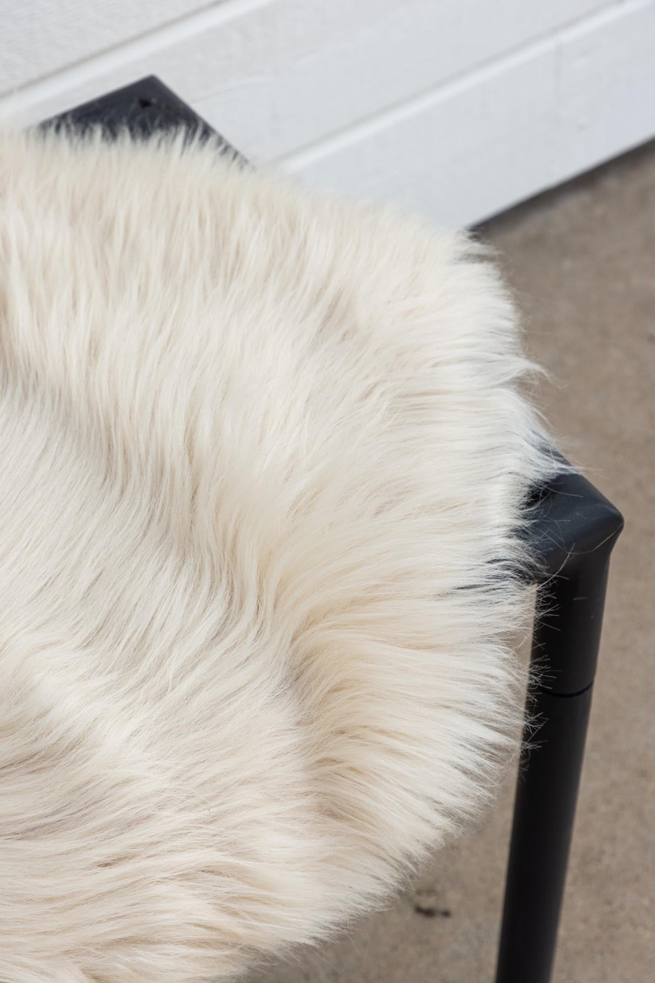 Entdecken Sie die Katy Decke von Venture Home – stilvoll, weich und langlebig. Perfekt für jeden Raum und ideal für entspannte Momente.