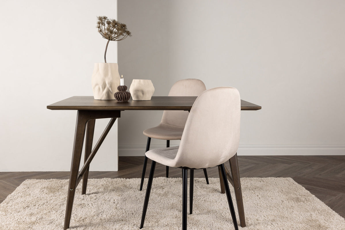 Kaseindon Tisch in Dunkelbraun präsentiert im Onlineshop von KAQTU Design AG. Esstisch ist von Venture Home