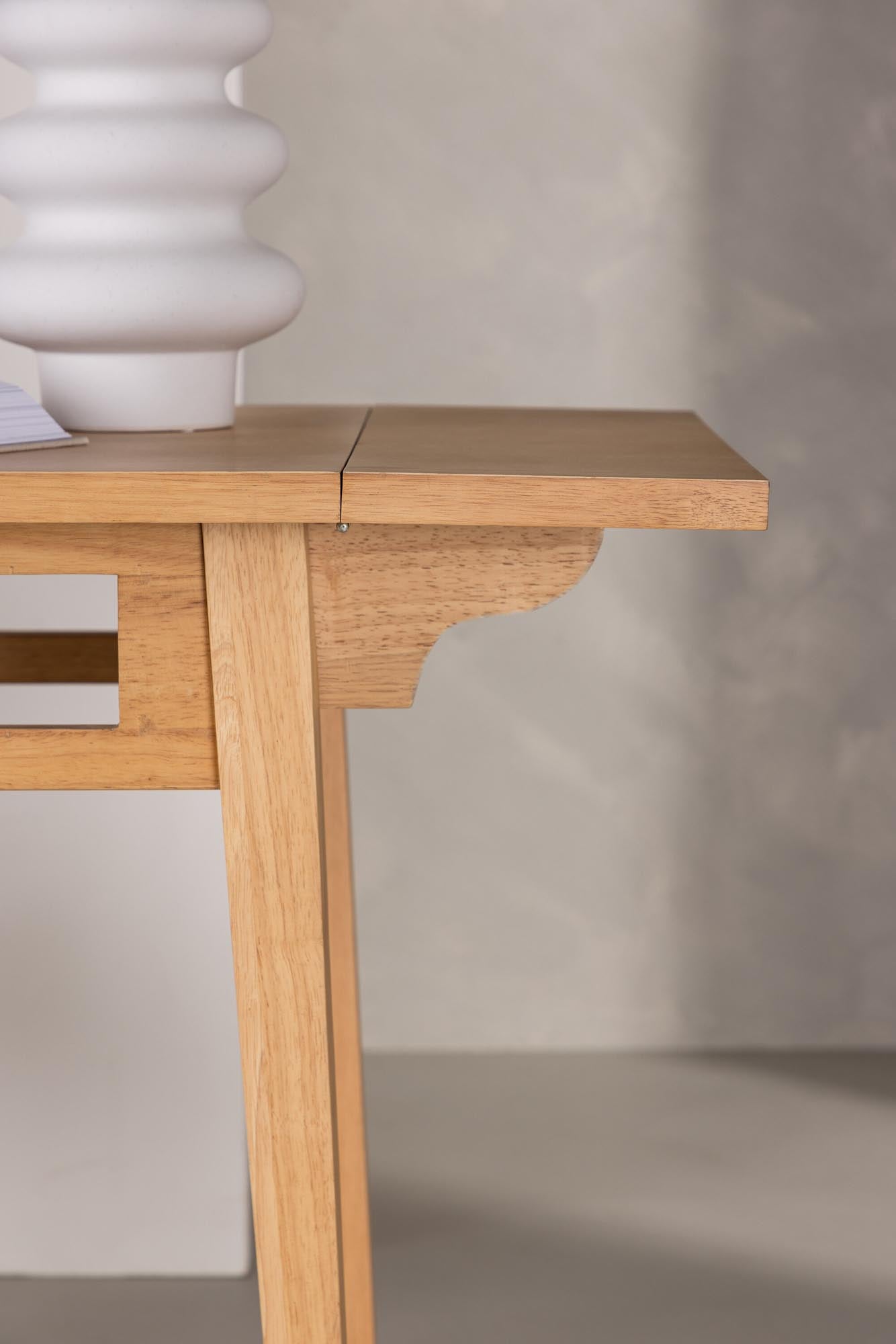 Yakidon Tisch: Eleganz trifft auf vielseitige Wohnraumgestaltung.