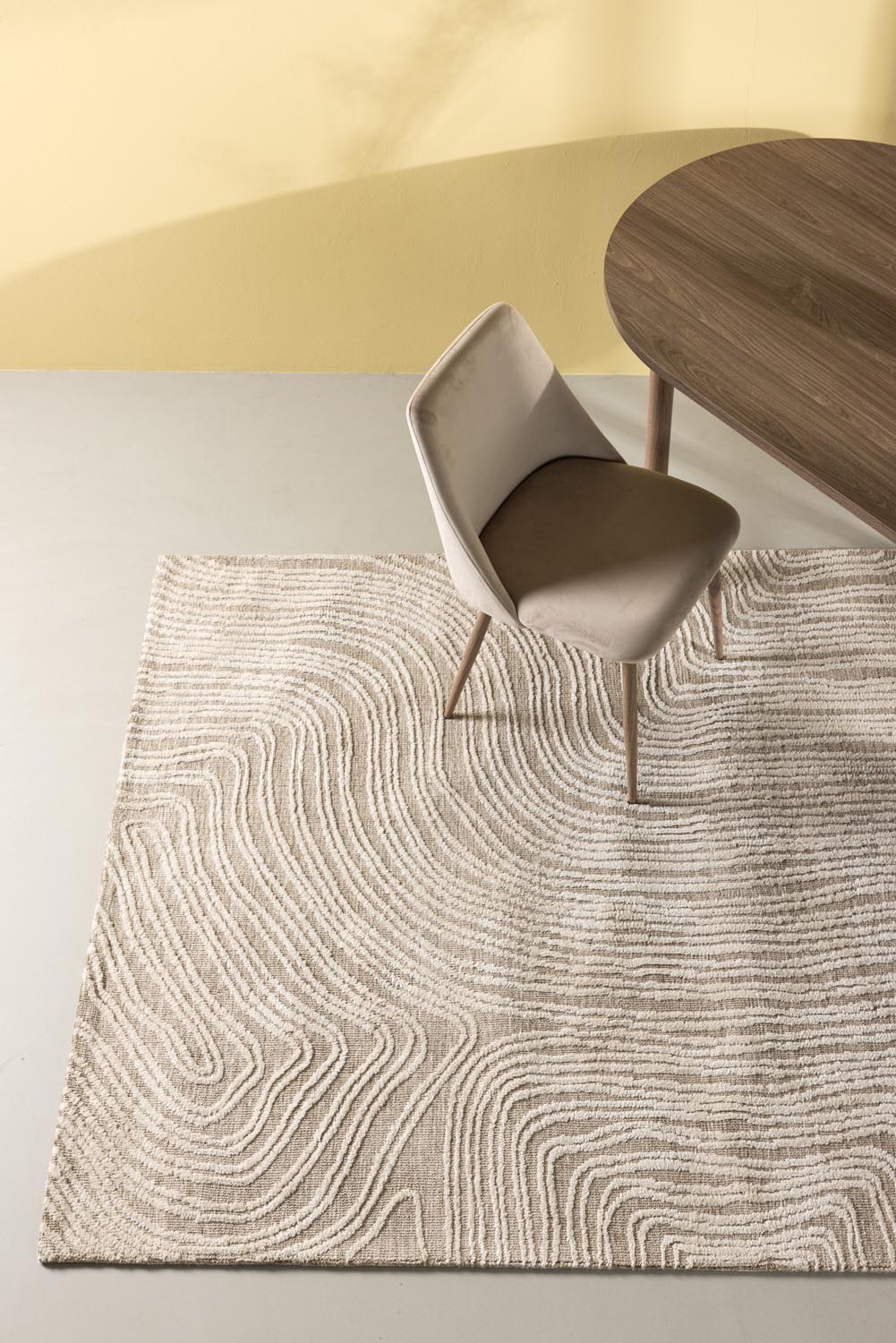 Melle Teppich in Beige präsentiert im Onlineshop von KAQTU Design AG. Teppich ist von Venture Home