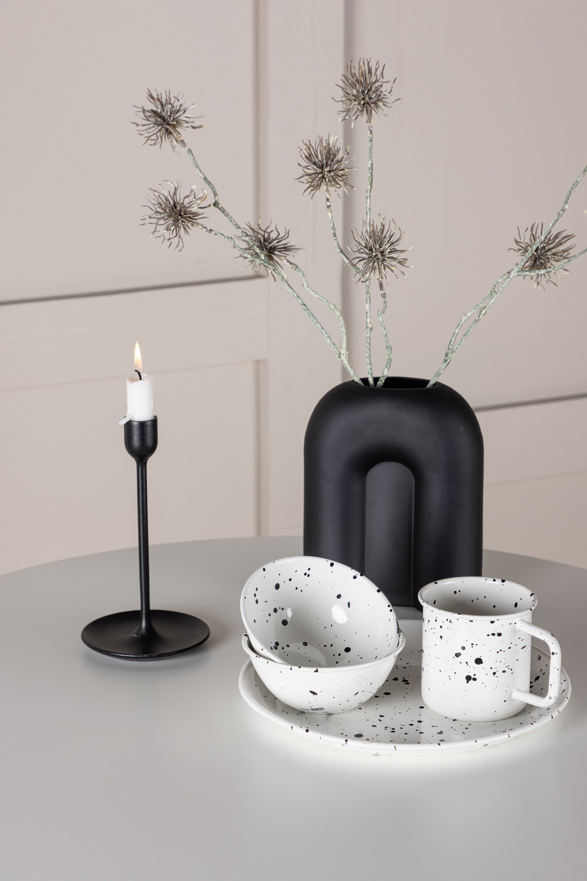 Hamden Tisch in Weiss präsentiert im Onlineshop von KAQTU Design AG. Esstisch ist von Venture Home