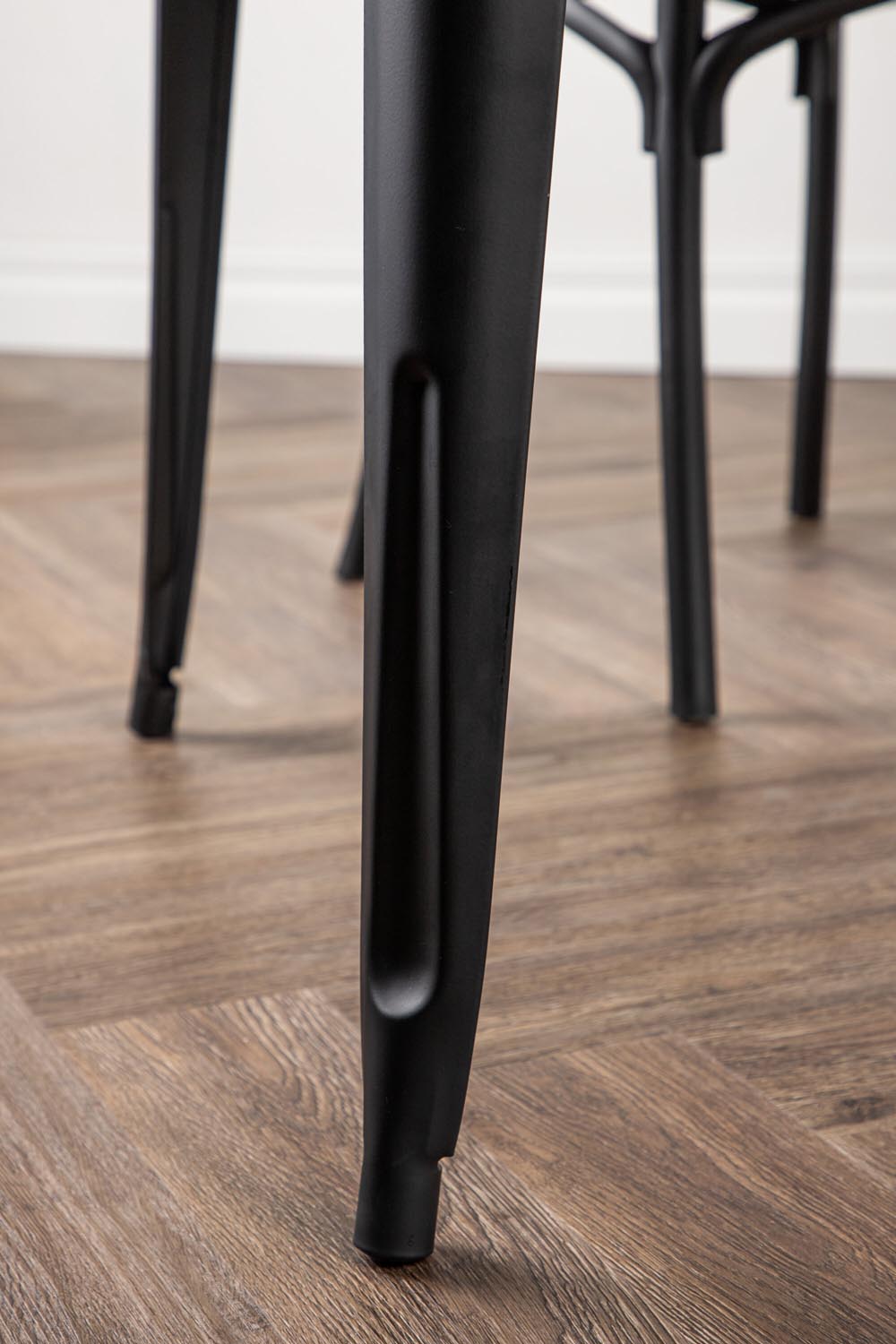 Tempe Tisch in Nussbaum präsentiert im Onlineshop von KAQTU Design AG. Esstisch ist von Venture Home