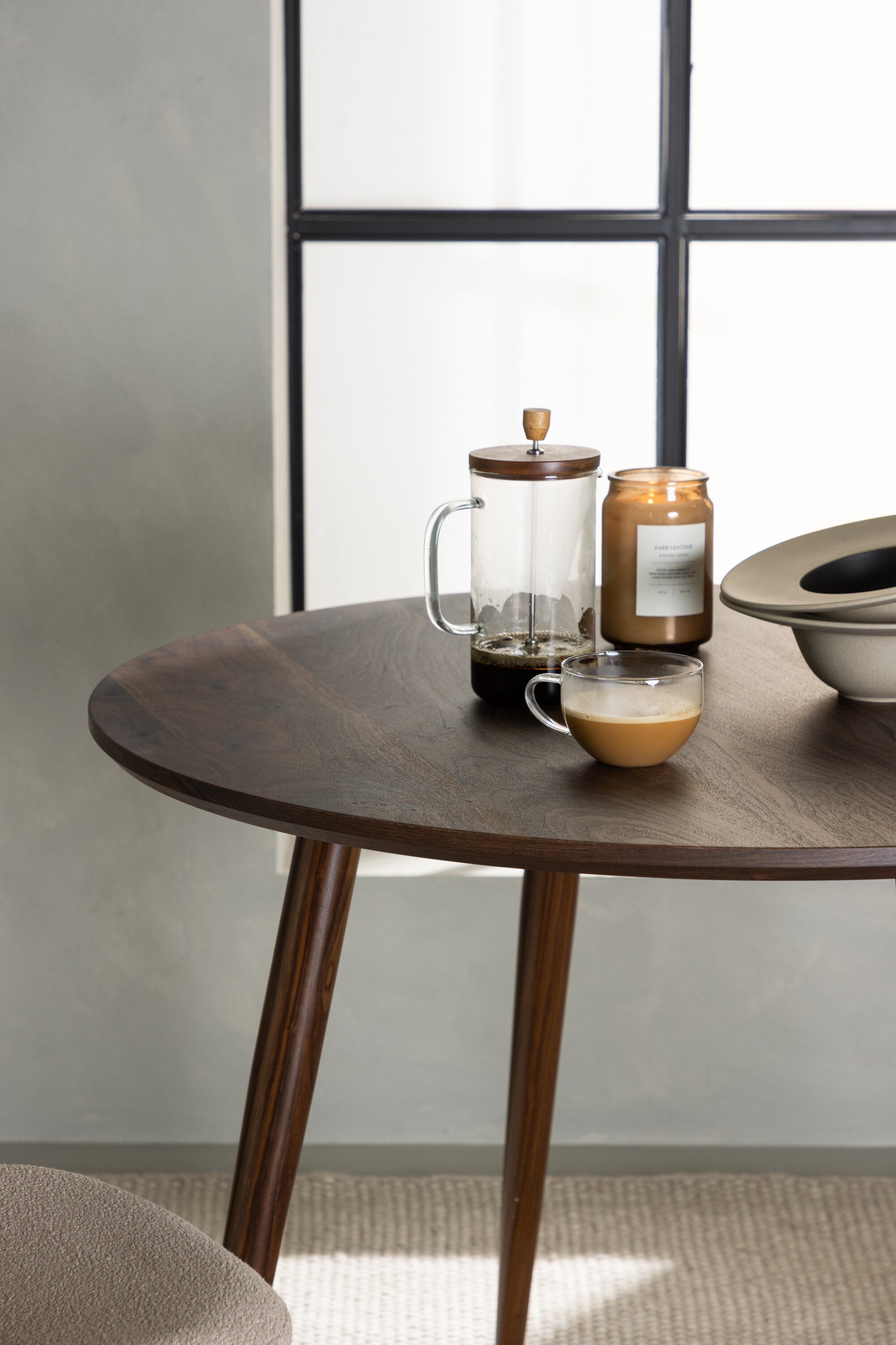 Sanford φ100*75 Tisch in Dunkelbraun präsentiert im Onlineshop von KAQTU Design AG. Esstisch ist von Venture Home
