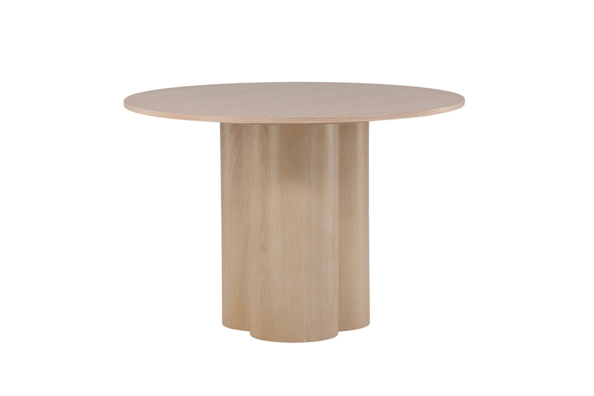 Olivia Esstisch in Tünchen präsentiert im Onlineshop von KAQTU Design AG. Esstisch ist von Venture Home