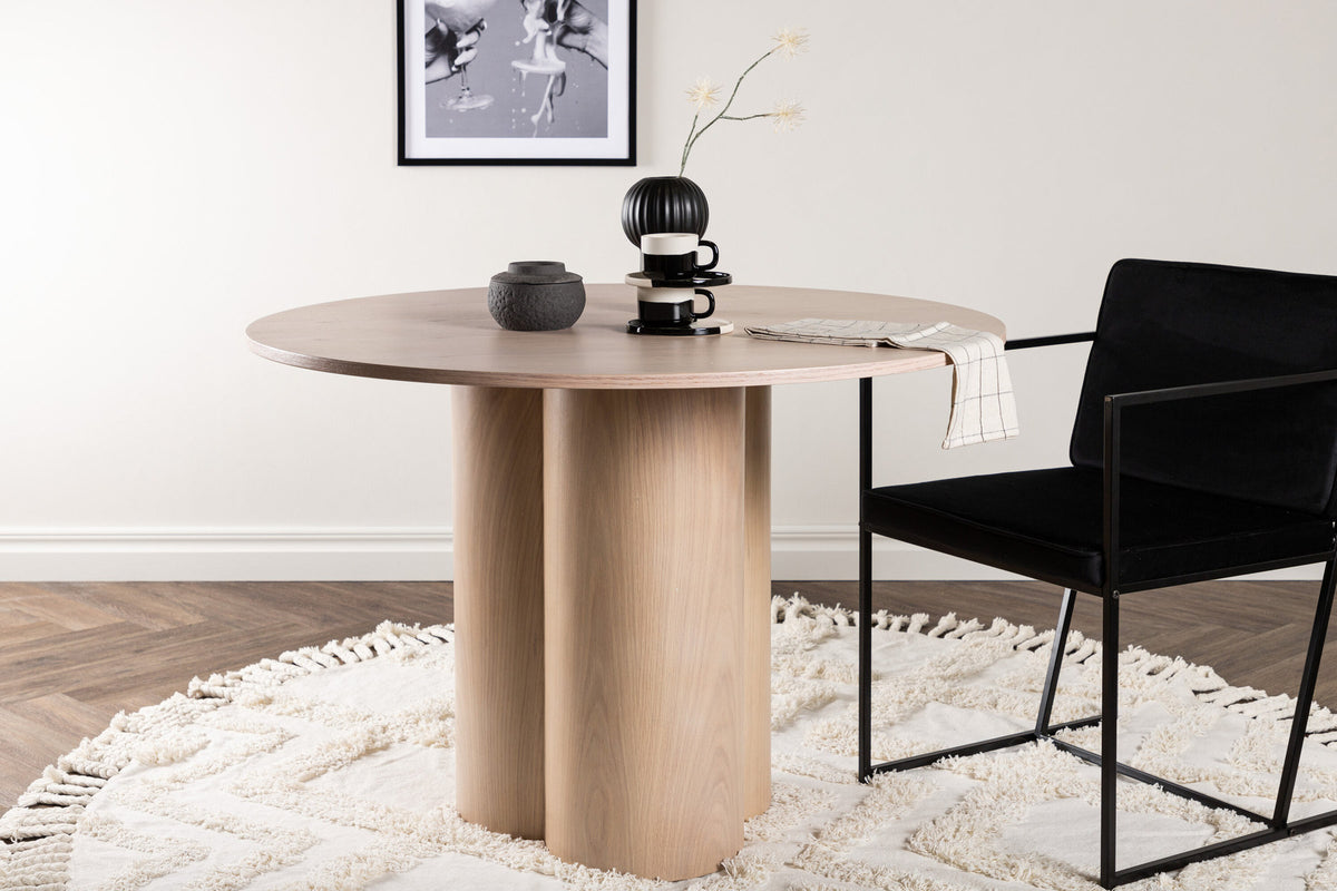 Olivia Esstisch in Tünchen präsentiert im Onlineshop von KAQTU Design AG. Esstisch ist von Venture Home