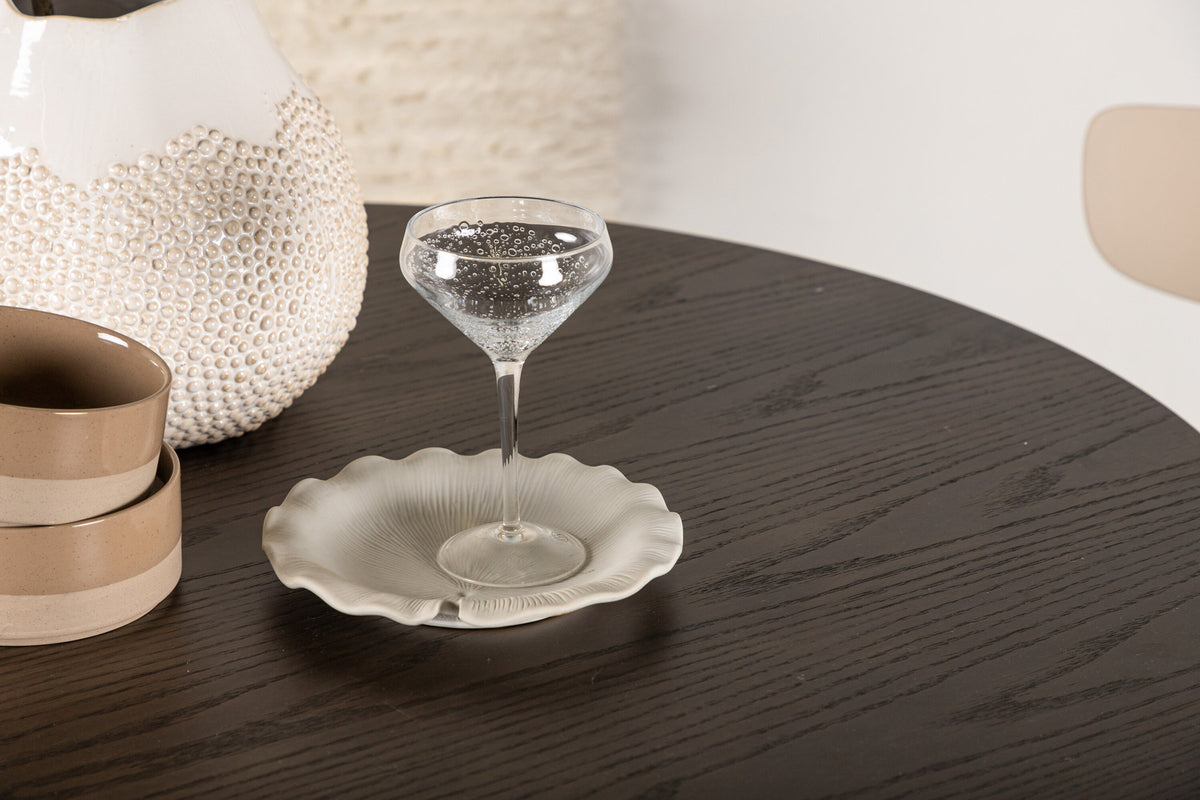 Olivia Esstisch in Mokka präsentiert im Onlineshop von KAQTU Design AG. Esstisch ist von Venture Home