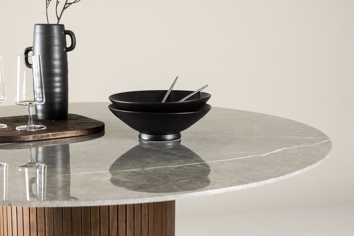 Austin Tisch in Mokka präsentiert im Onlineshop von KAQTU Design AG. Esstisch ist von Vind