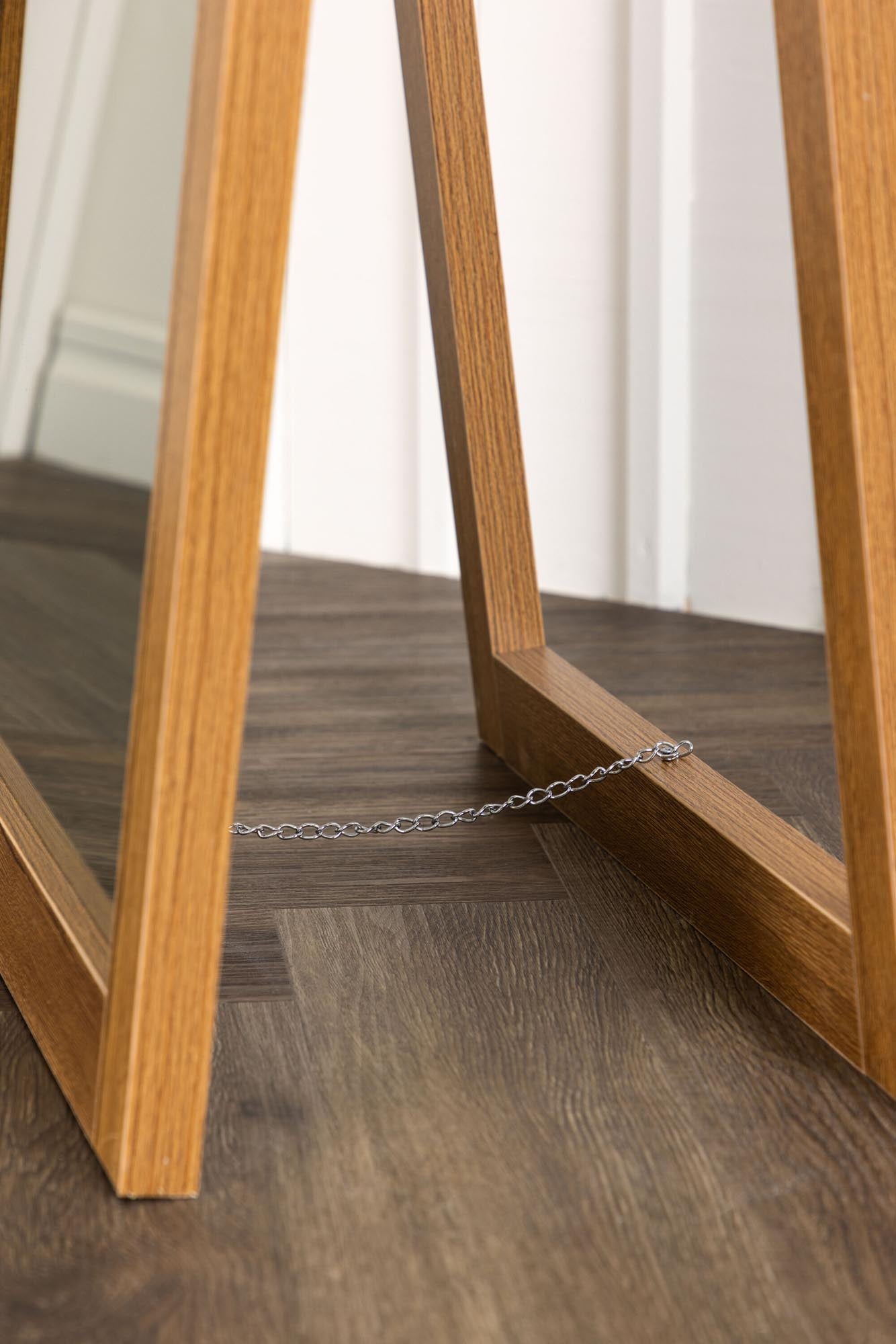 Eleganter Sebring Spiegel von Venture Home, modern und vielseitig, perfekt für jeden Raum, mit hochwertigem Design.