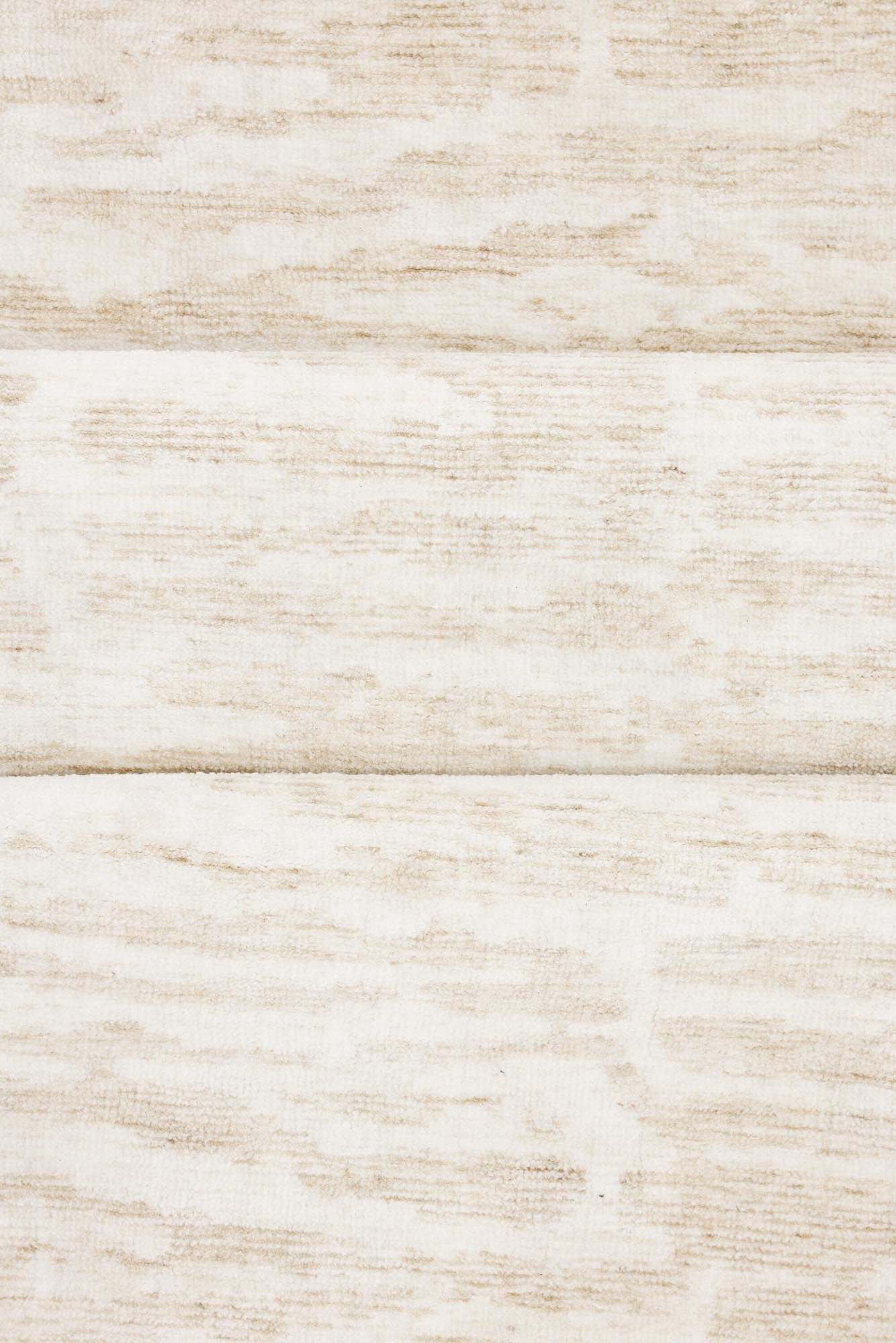 Milos Teppich in Beige präsentiert im Onlineshop von KAQTU Design AG. Teppich ist von Venture Home