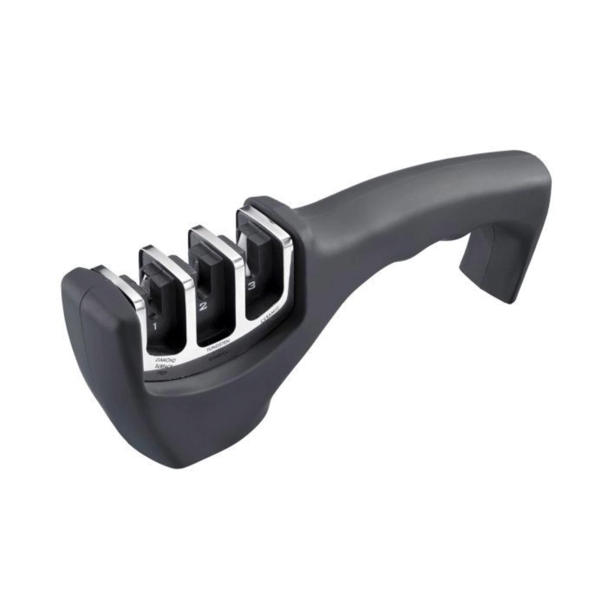 Der Messerschärfer Deluxe von Westmark schärft Ihre Messer schnell und einfach. Robuste Materialien, zwei Schärfstationen und kompaktes Design für jede Küche.