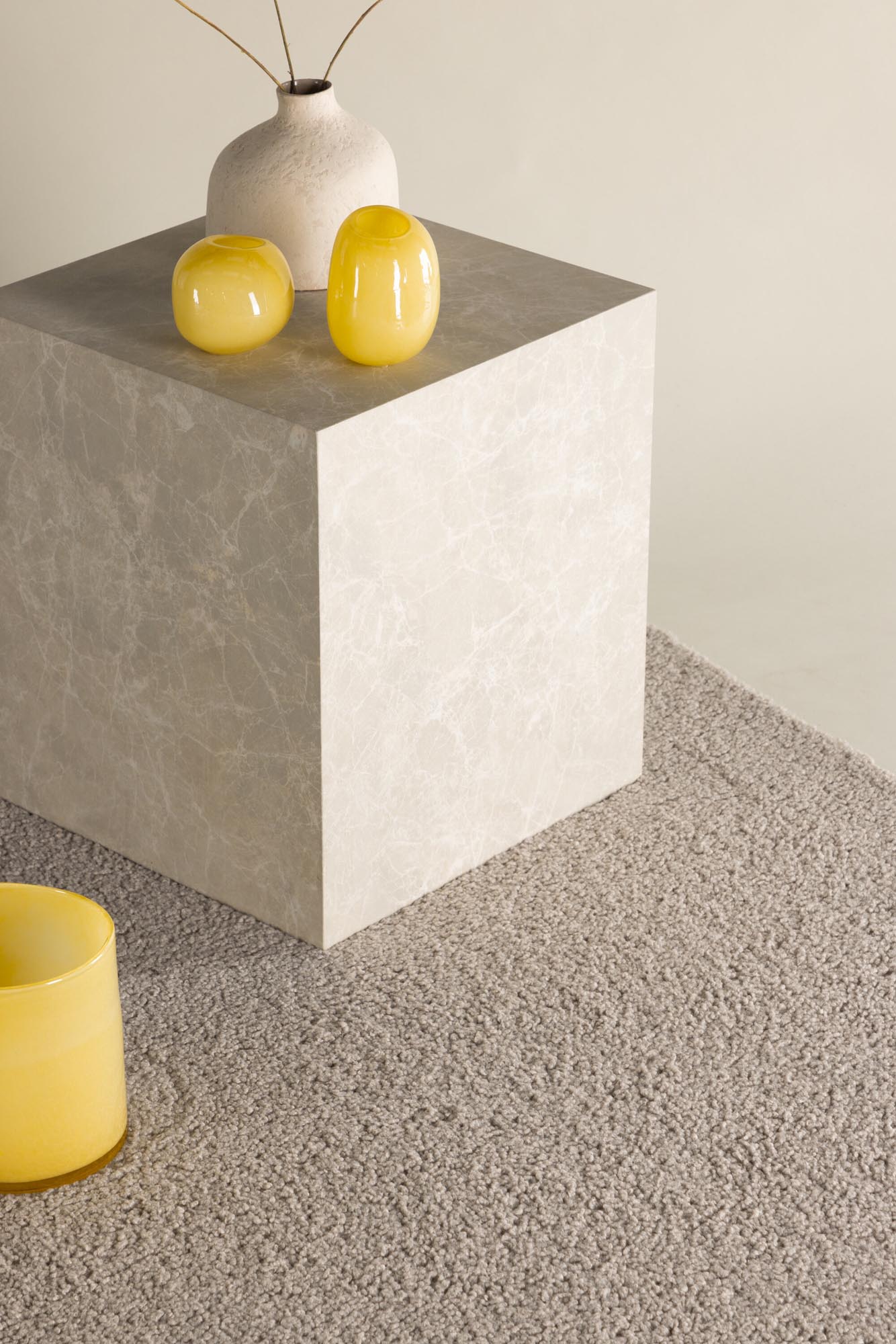 Kuscheliger Teddy-Teppich von Venture Home, ideal für gemütliche Wohnräume, modernes Design und hochwertige Verarbeitung.