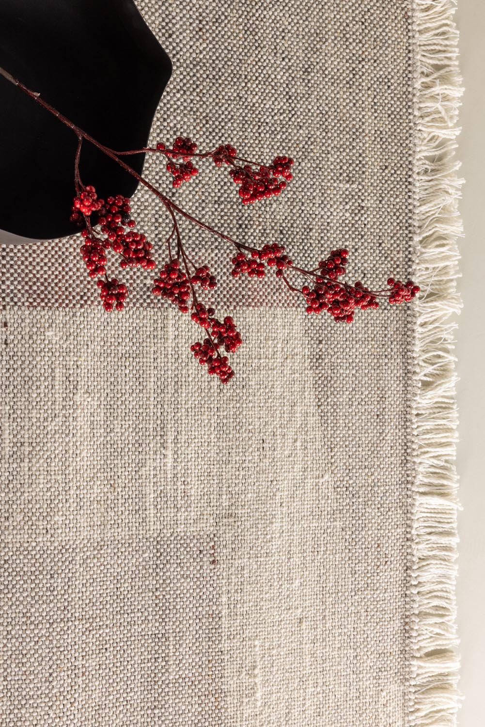Rio Teppich in Beige präsentiert im Onlineshop von KAQTU Design AG. Teppich ist von Venture Home