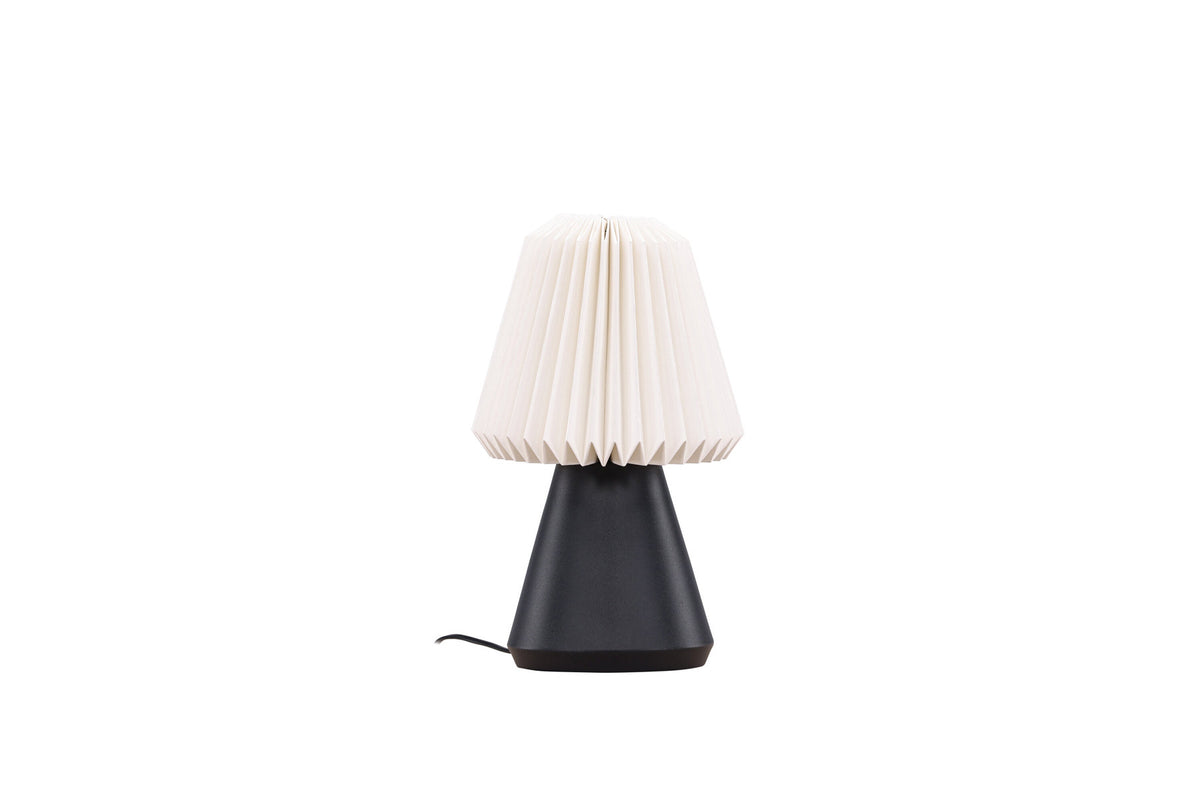 Fjällen Tischlampe in Schwarz präsentiert im Onlineshop von KAQTU Design AG. Tischleuchte ist von Venture Home