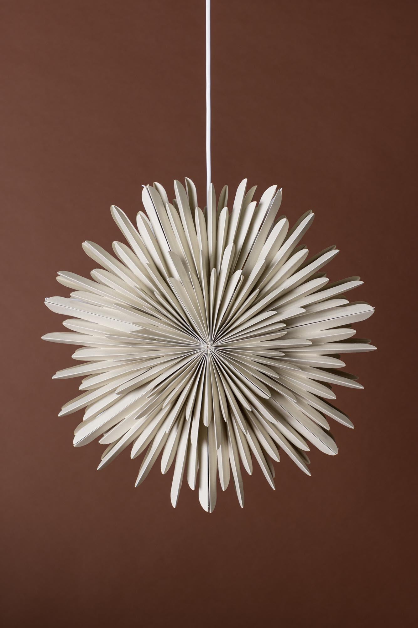 Elegante Siegel Pendelleuchte von Venture Home für stilvolle Räume.