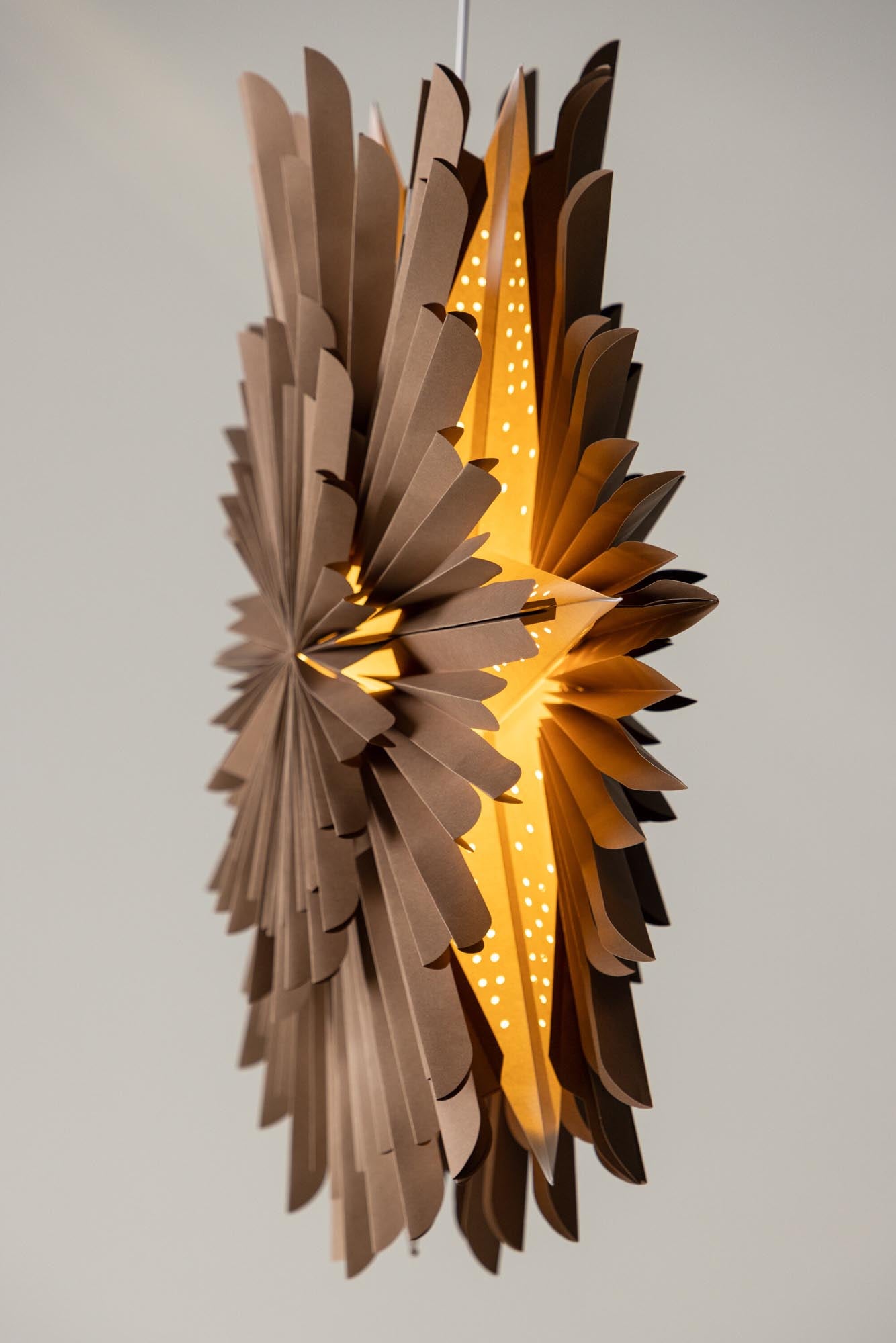 Stilvolle Siegel Pendelleuchte von Venture Home für modernes Ambiente.