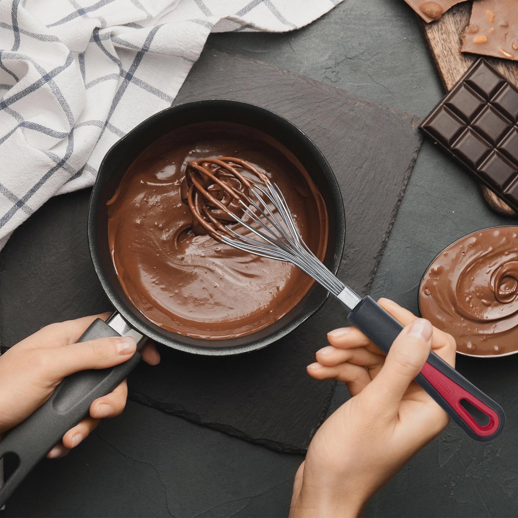 Praktischer Schneebesen Gallant Midi von Westmark, 29 cm, ideal zum Mixen und Schlagen, langlebig und vielseitig verwendbar.