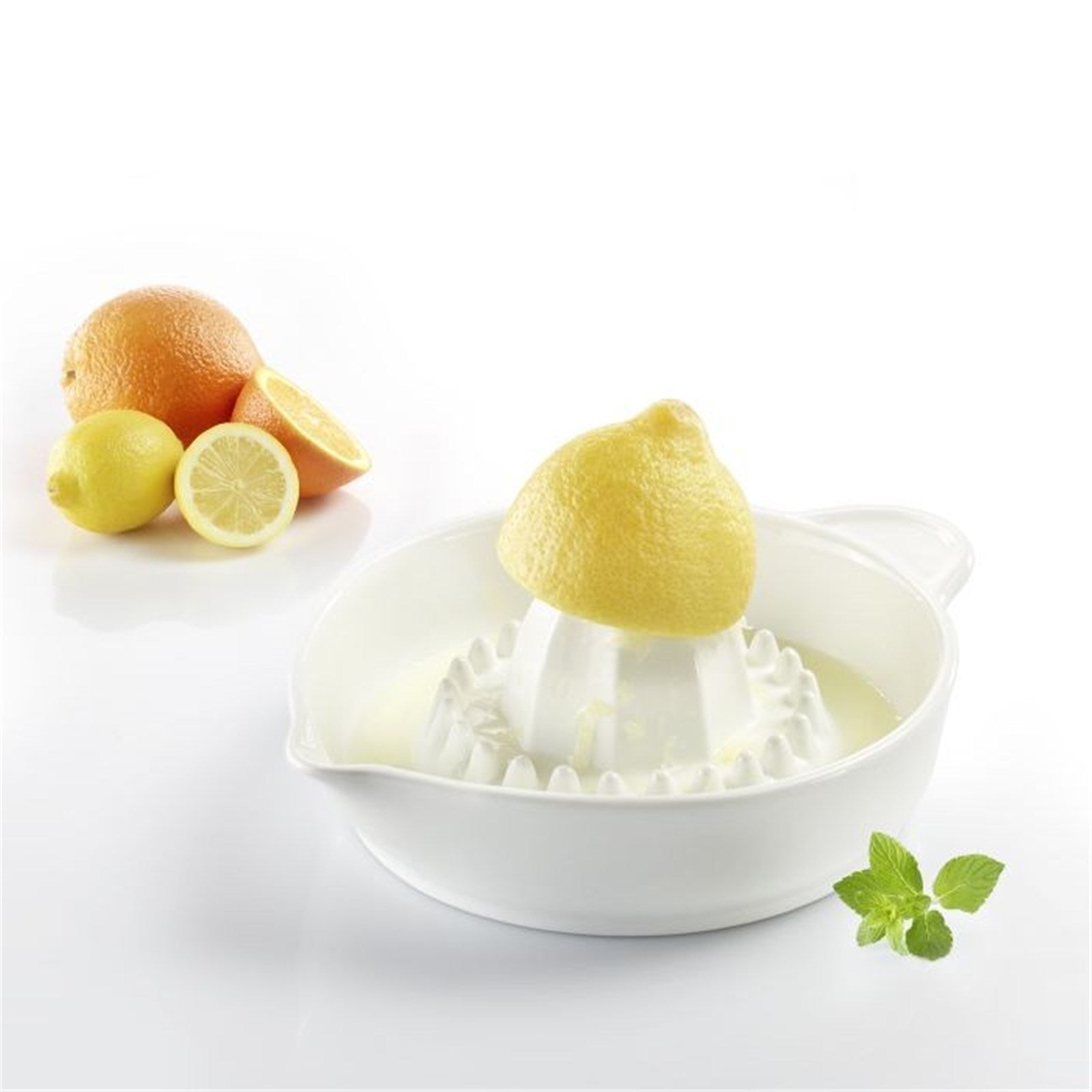 Elegante Zitruspresse aus Keramik von Westmark, 250ml, perfekt für frischen Saft, langlebig, praktisch und ästhetisch ansprechend.