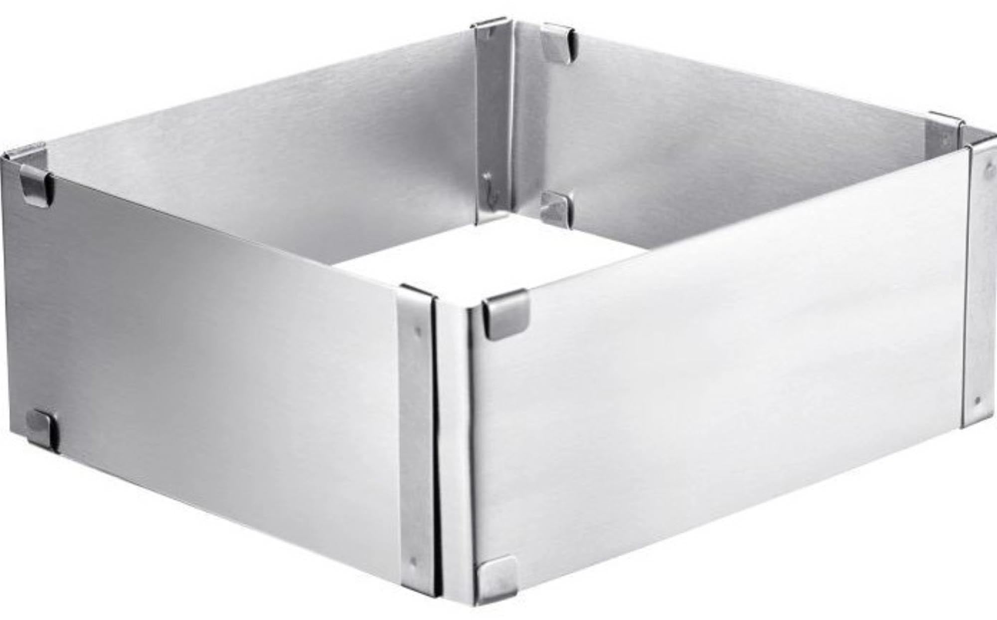 Entdecken Sie den verstellbaren Backrahmen von Westmark (15x15x8 cm) aus rostfreiem Edelstahl. Ideal für Kuchen, Torten und Aufläufe. Hitzebeständig und langlebig!