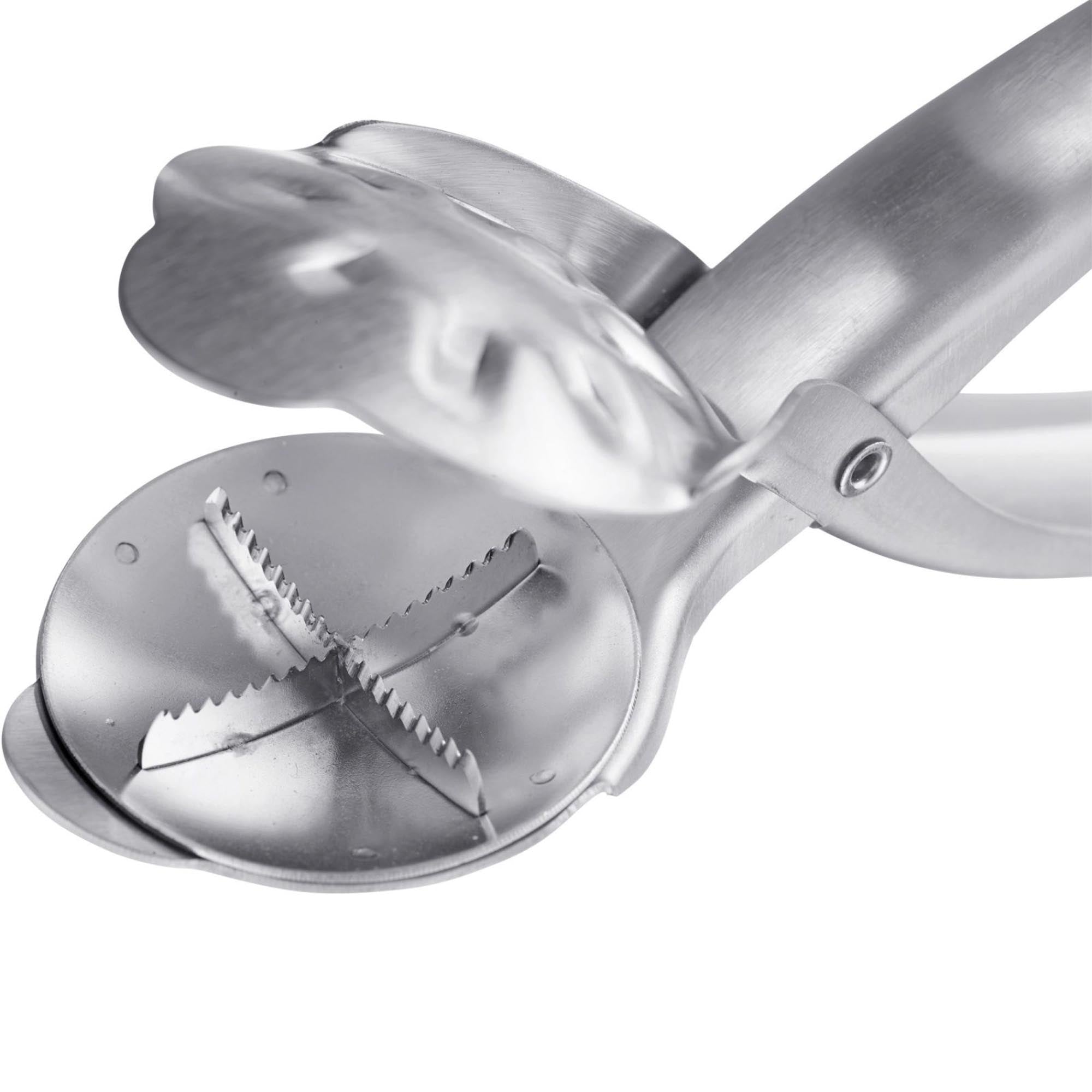 Praktischer Marronischneider von Westmark, ideal zum schnellen und sicheren Einschneiden von Kastanien.