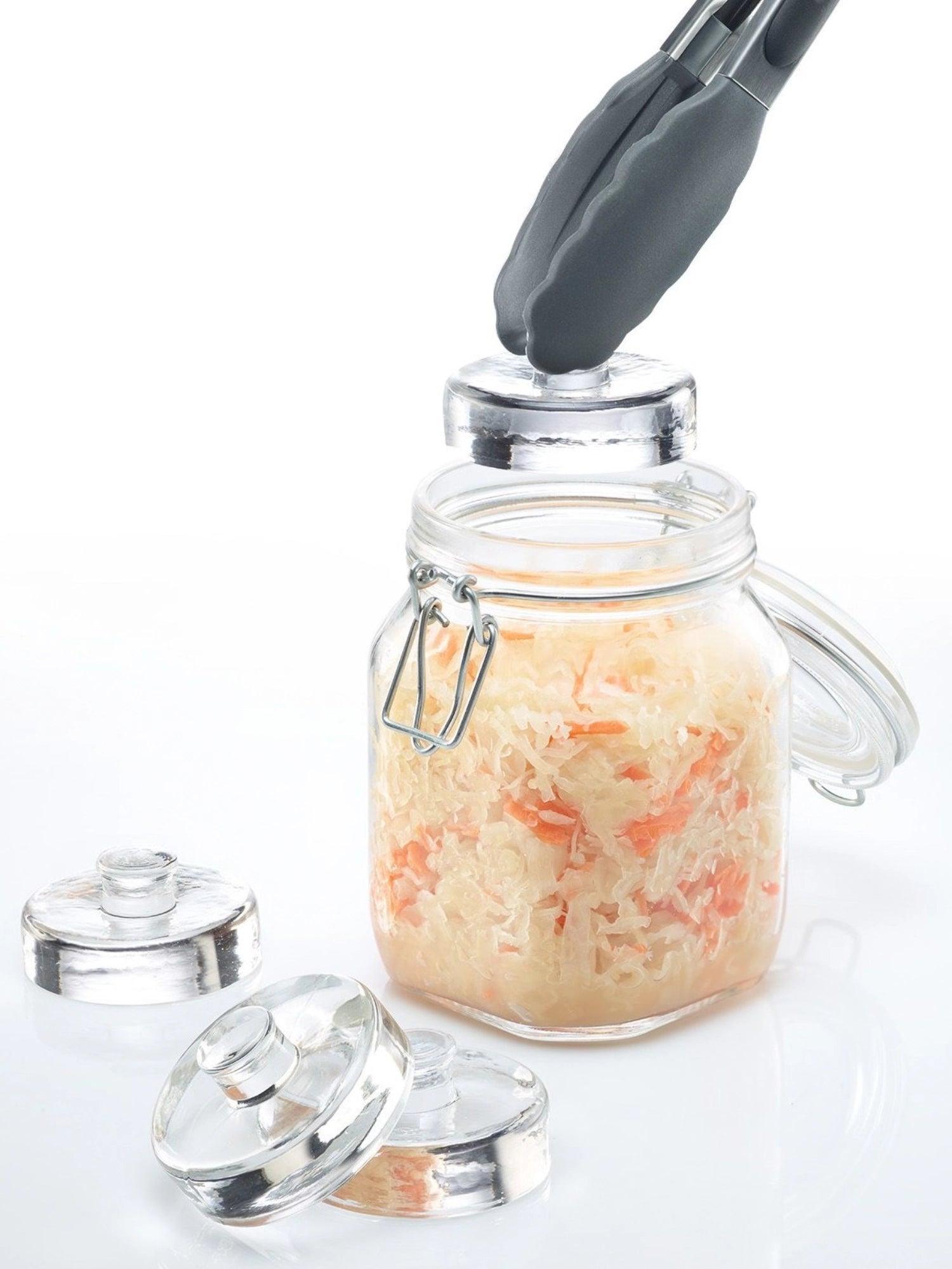 Praktisches 4er Set Fermentiergewichte von Westmark, Ø 7 cm, perfekt zum Beschweren von Gemüse beim Fermentieren, stilvolles und funktionales Küchenzubehör.