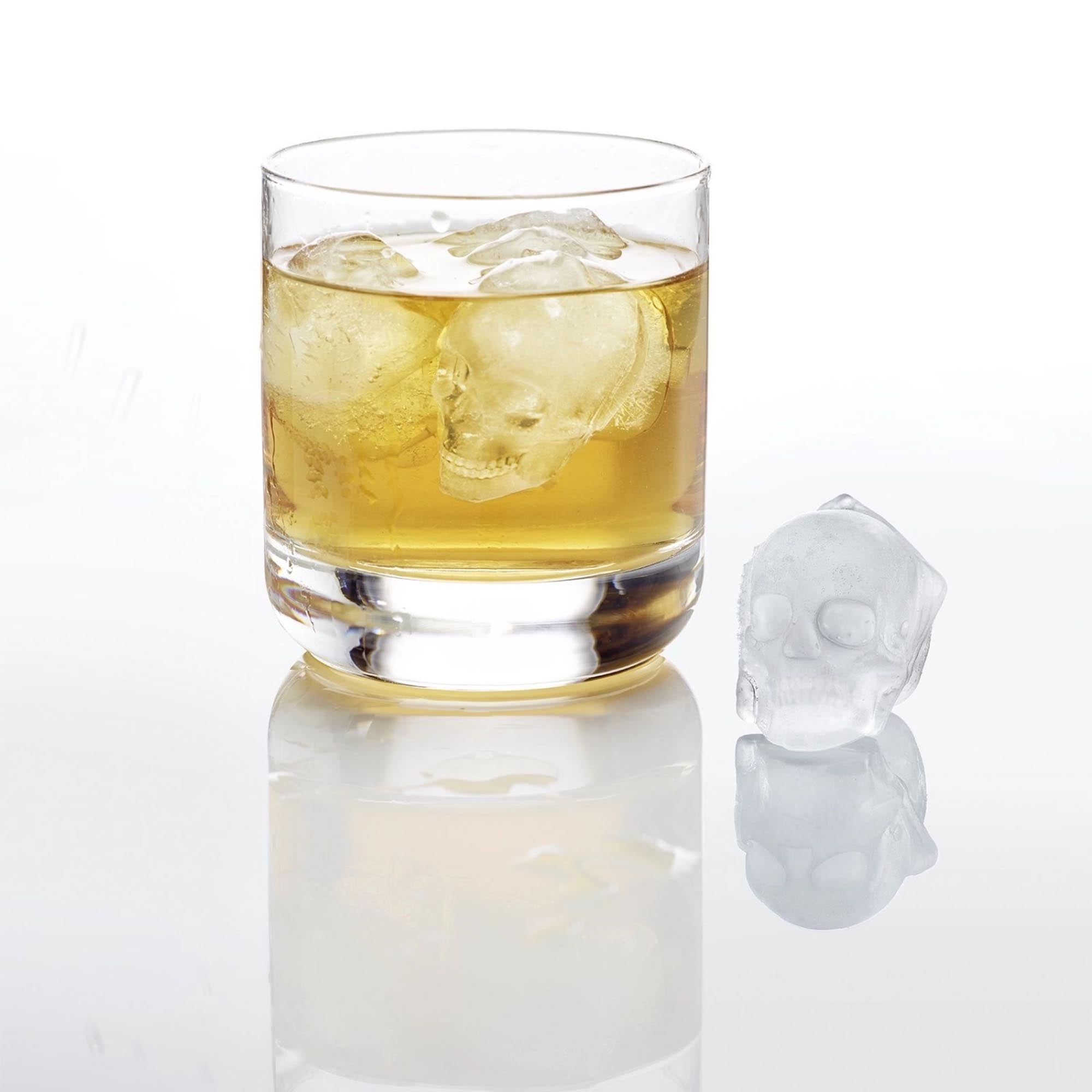 Eiswürfelform Mr. Skully von Westmark: Schädel-Design, mit praktischem Deckel, ideal für coole Drinks und originelle Partyideen.