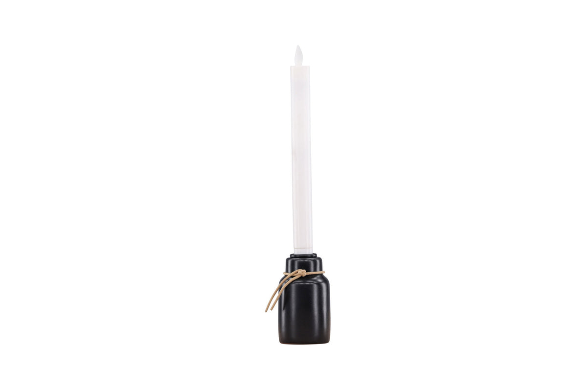 Ulricehamn Kerzenhalter in Schwarz präsentiert im Onlineshop von KAQTU Design AG. Kerzenständer ist von Venture Home