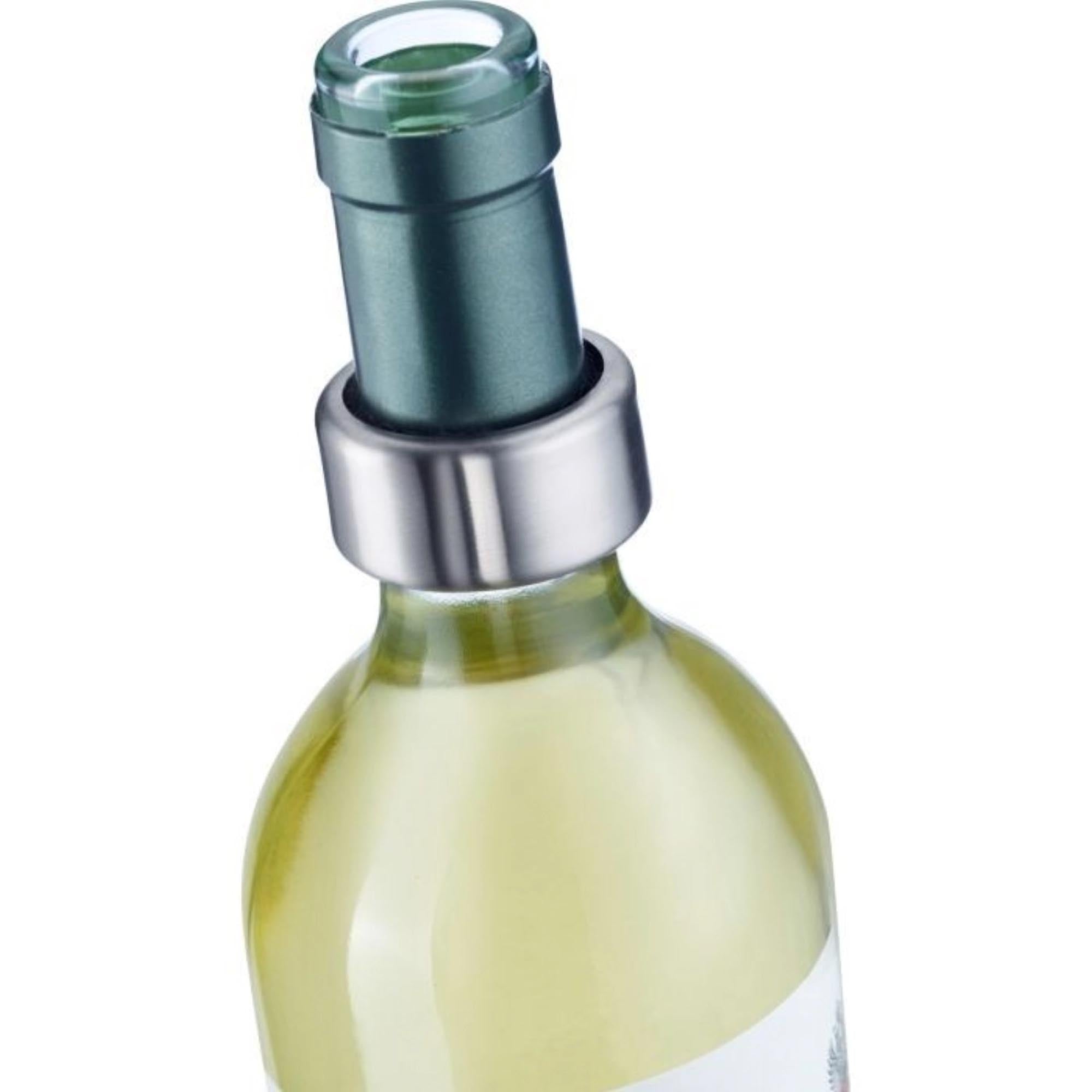 Praktisches 2er Set Tropfringe von Westmark, perfekt für tropffreies Einschenken von Wein, stilvoll und funktional für jeden Anlass.