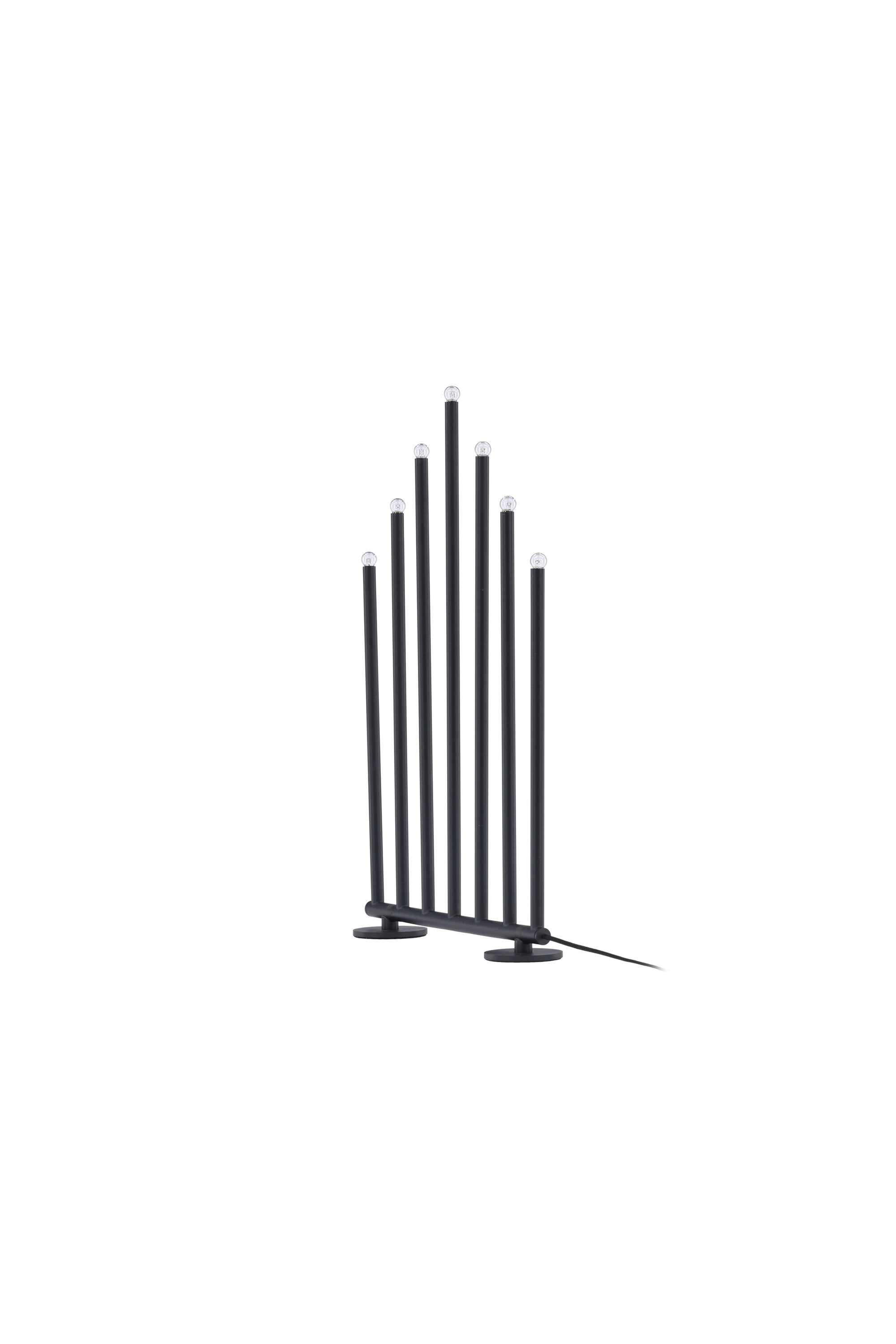 Björnfjället Tischlampe in Schwarz präsentiert im Onlineshop von KAQTU Design AG. Weihnachtszubehör ist von Venture Home