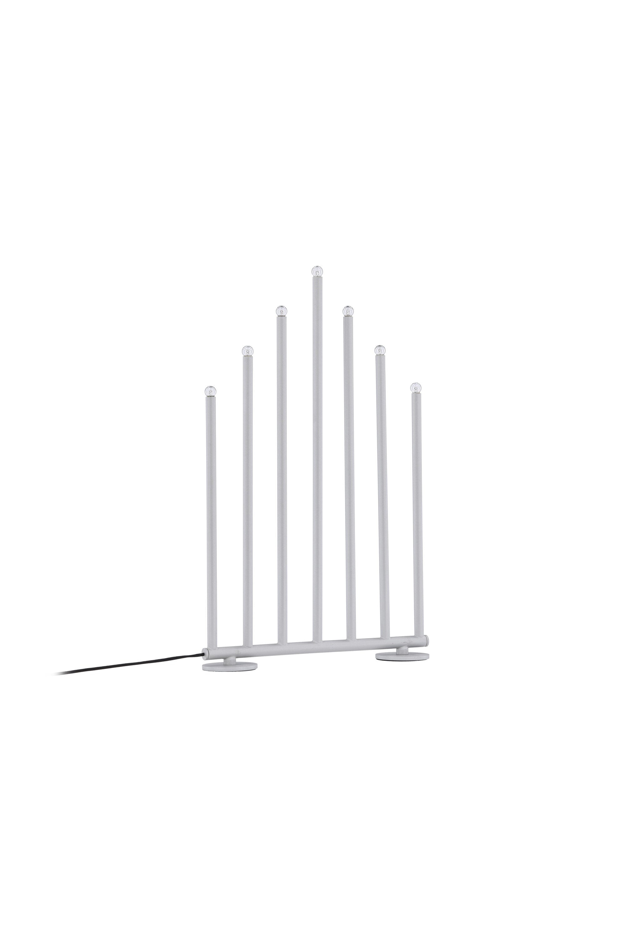 Björnfjället Tischlampe in Silber präsentiert im Onlineshop von KAQTU Design AG. Weihnachtszubehör ist von Venture Home