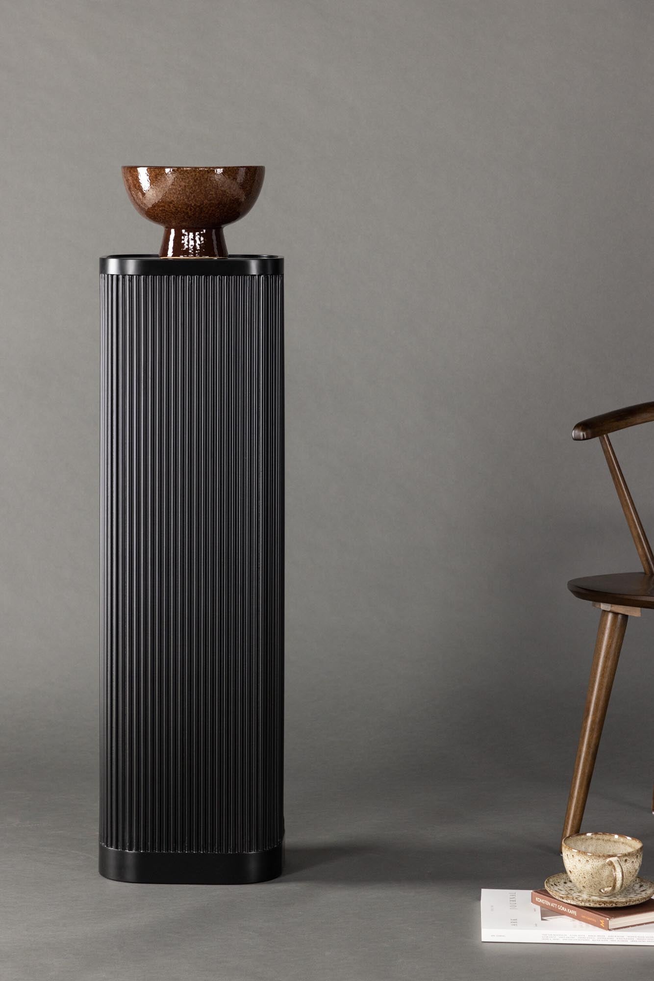 Eleganter Lenox Beistelltisch von Venture Home: Frischer Farbakzent und einzigartige Textur für jeden Raum. Funktional und stilvoll zugleich.