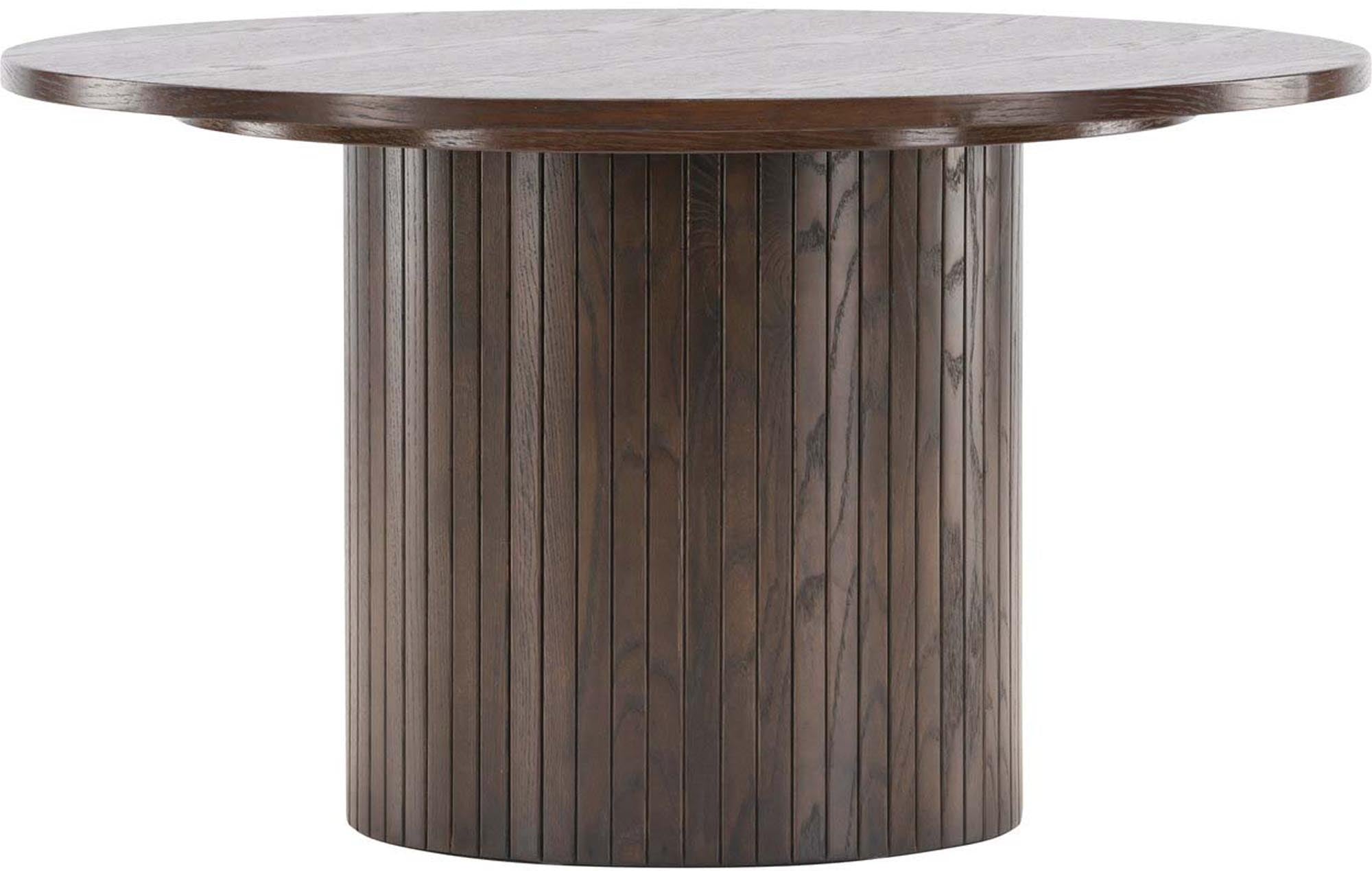 Entdecken Sie den Bianca Coffee Tisch von Venture Home: Eleganz und Vielseitigkeit vereint in einem robusten, skandinavischen Design.