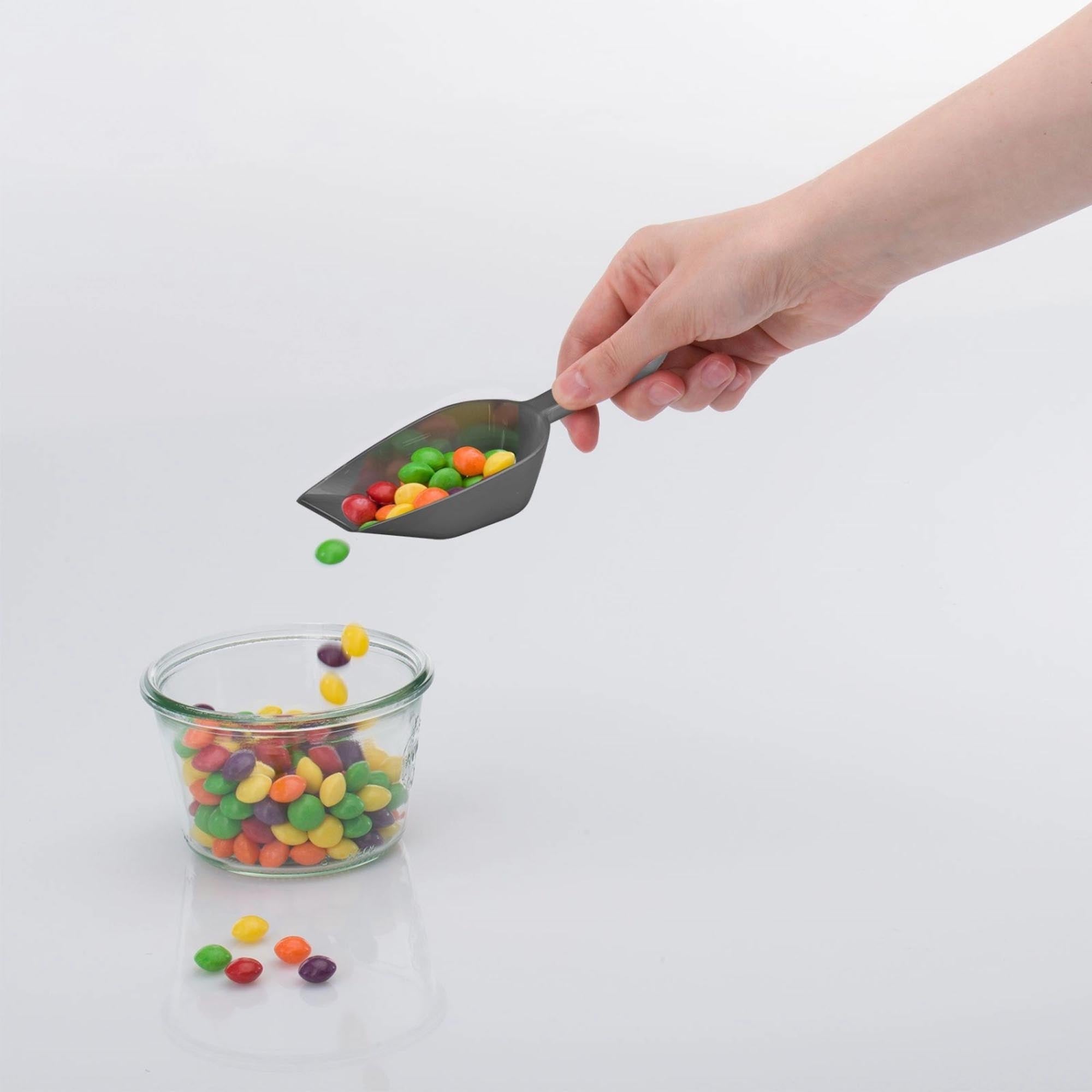 Praktisches 3er Set Kunststoffschaufeln Halvar von Westmark, 55ml, ideal für präzises Dosieren in Küche und Haushalt, langlebig und vielseitig.