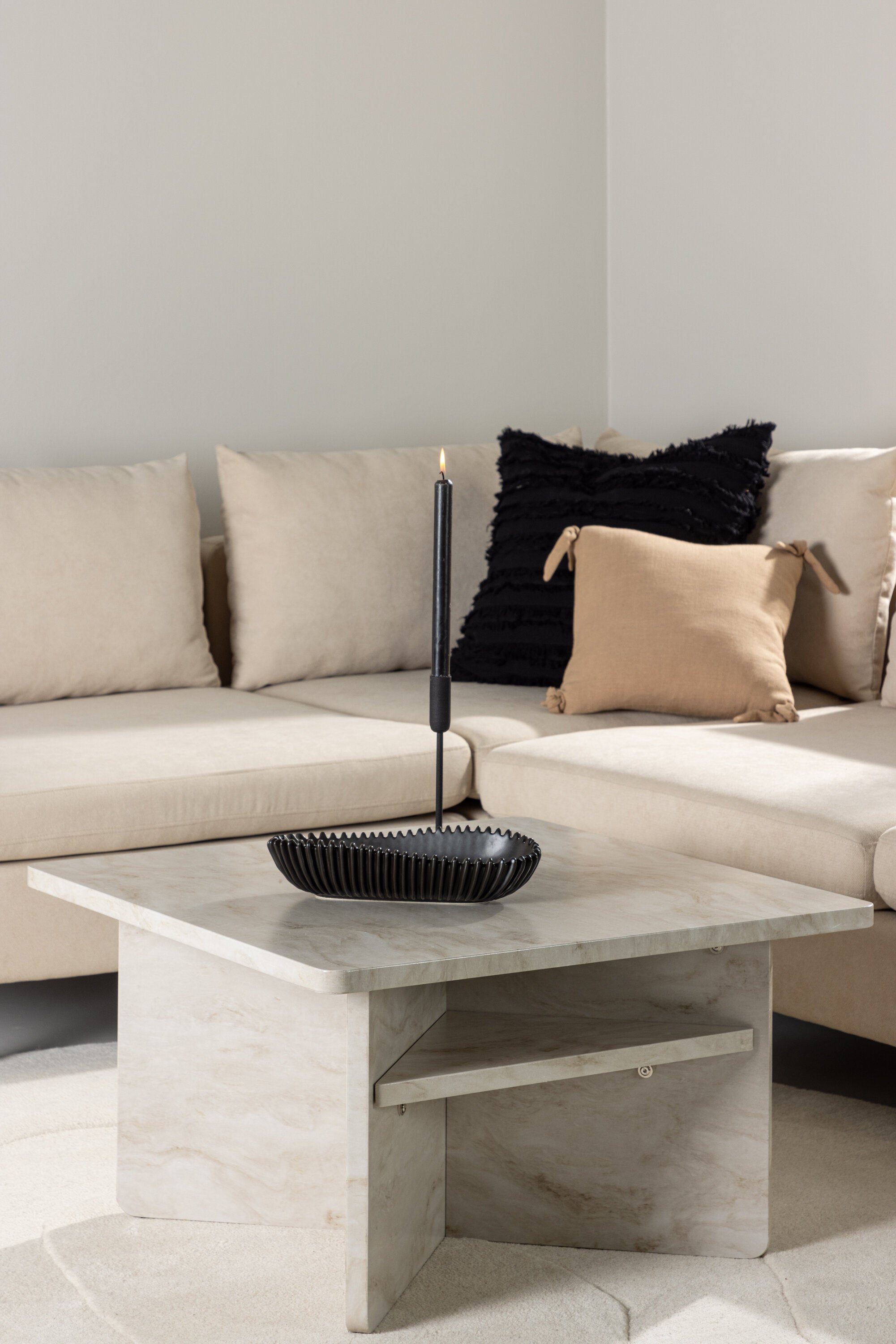 Ålesund Beistelltisch in Beige präsentiert im Onlineshop von KAQTU Design AG. Beistelltisch ist von Venture Home