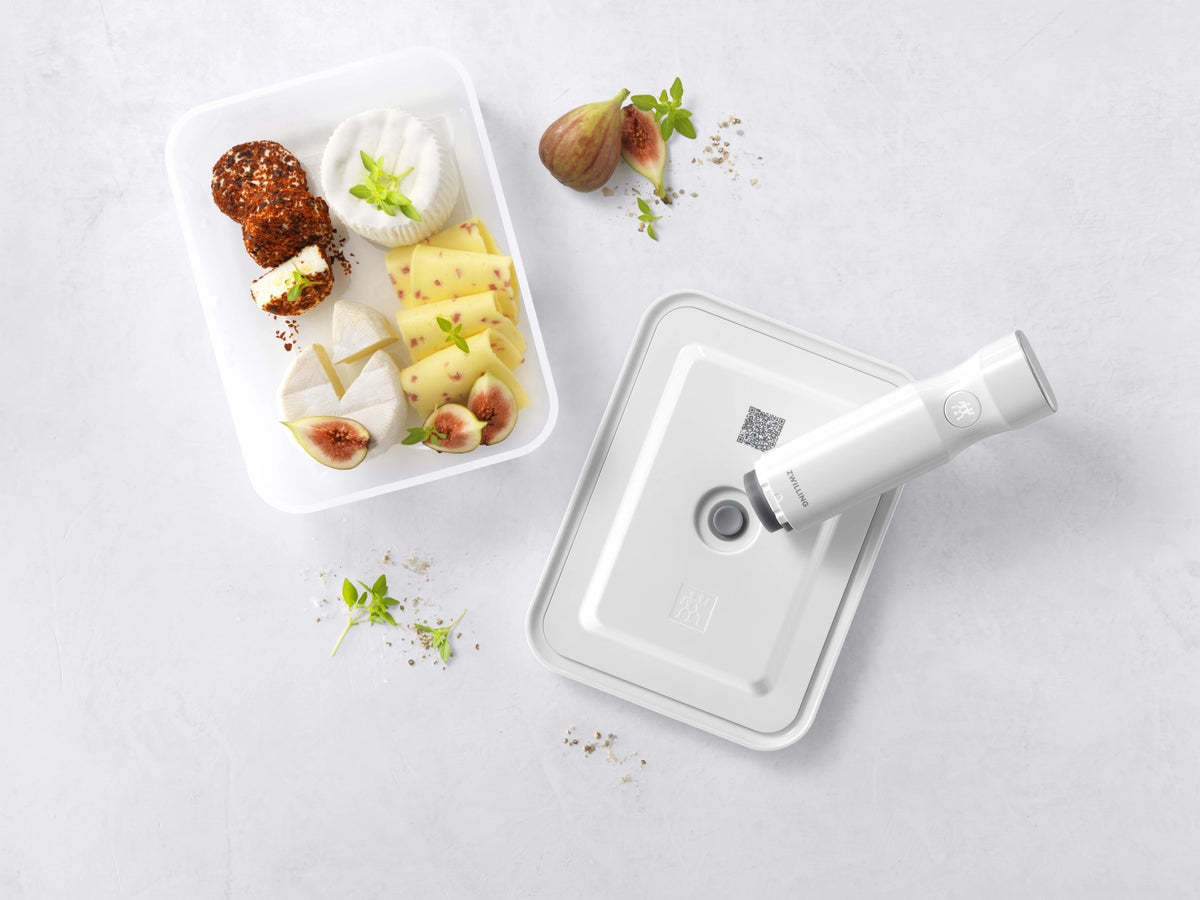 Vakuumbox L, Kunststoff, 21.4x14.4x12.8 cm - 2.0L in Weiss präsentiert im Onlineshop von KAQTU Design AG. Aufbewahrungsbehälter ist von Zwilling Kitchen