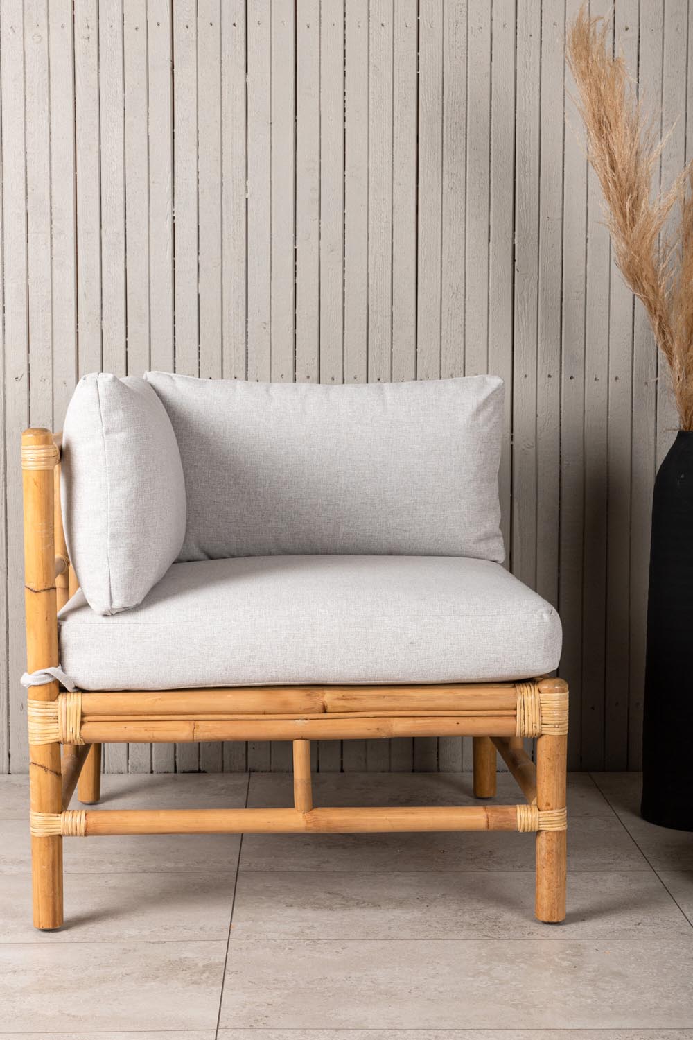 Cane Ecksofa in Natur präsentiert im Onlineshop von KAQTU Design AG. Lounge Sofa ist von Venture Home