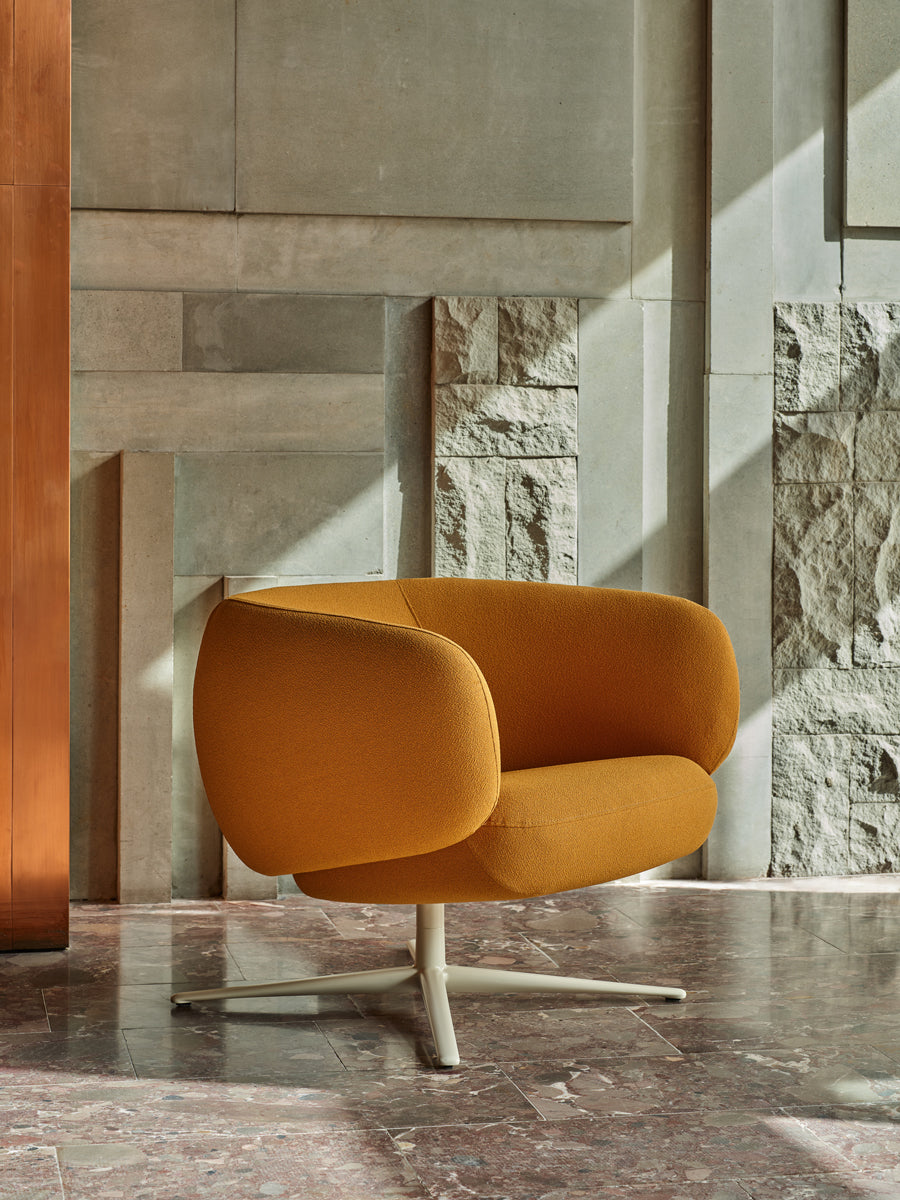 Grand Grace GRF01 - Sessel Drehbasis in Sepia präsentiert im Onlineshop von KAQTU Design AG. Drehsessel ist von Mdd