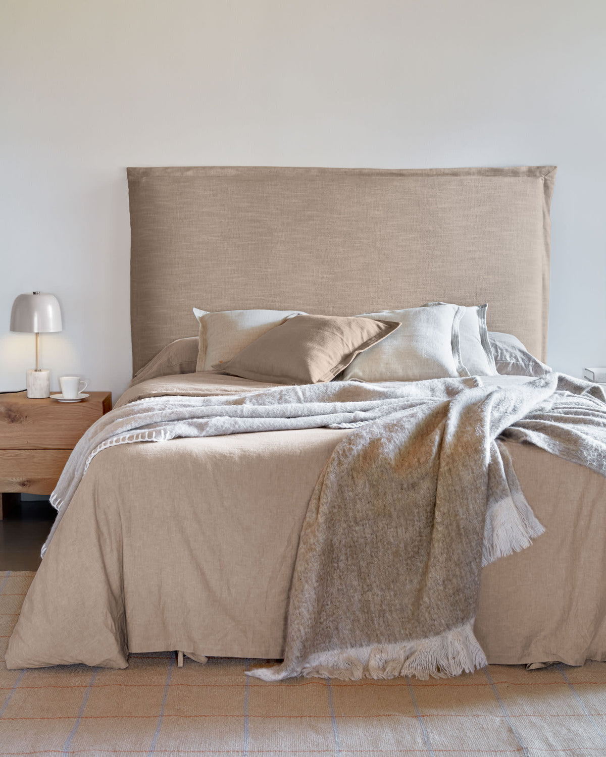 Lattenrost Talo für Matratzen 150 x 190 cm in Grau präsentiert im Onlineshop von KAQTU Design AG. Bettgestell ist von Kave Home