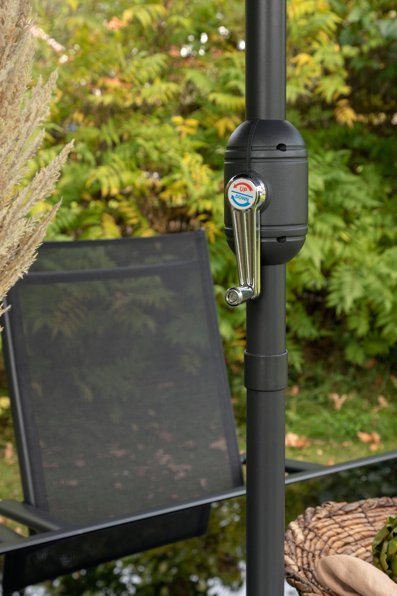 Brecky Outdoor-Tischset 150cm/6St. in Schwarz präsentiert im Onlineshop von KAQTU Design AG. Gartentischset ist von Venture Home