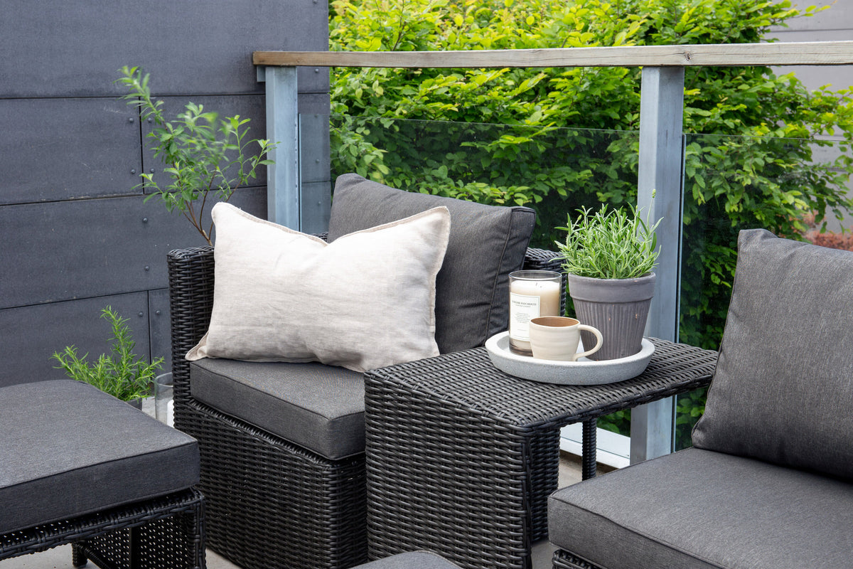 Quad Lounge Outdoorset 63cm in Schwarz präsentiert im Onlineshop von KAQTU Design AG. Loungeset ist von Venture Home