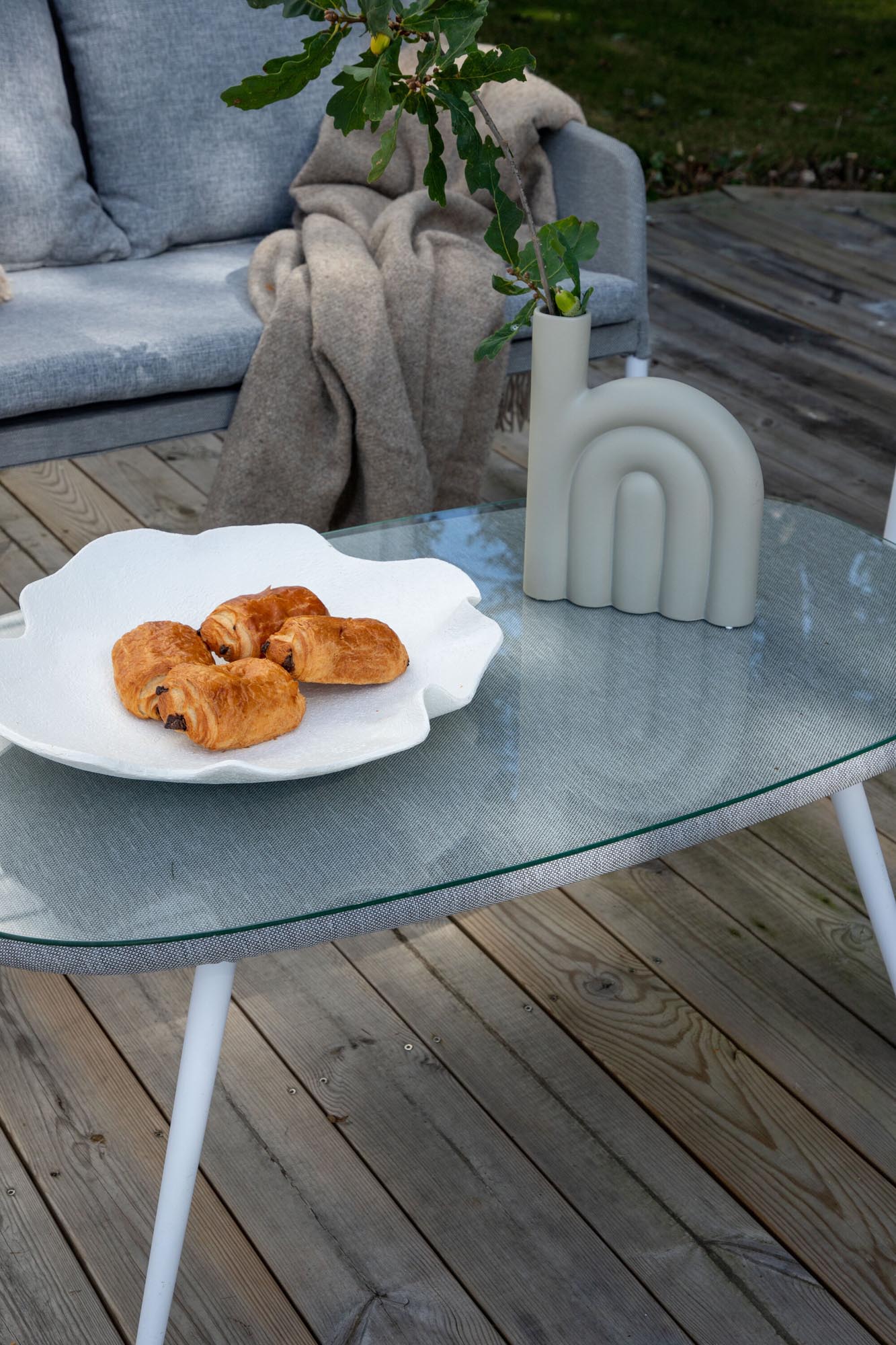 Spoga Sofagarnitur in Weiss/Grau präsentiert im Onlineshop von KAQTU Design AG. Loungeset ist von Venture Home