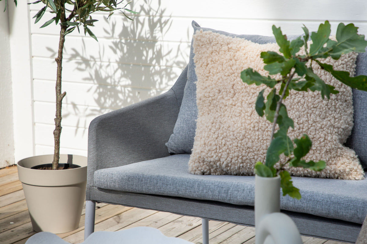 Spoga Sofagarnitur in Weiss/Grau präsentiert im Onlineshop von KAQTU Design AG. Loungeset ist von Venture Home