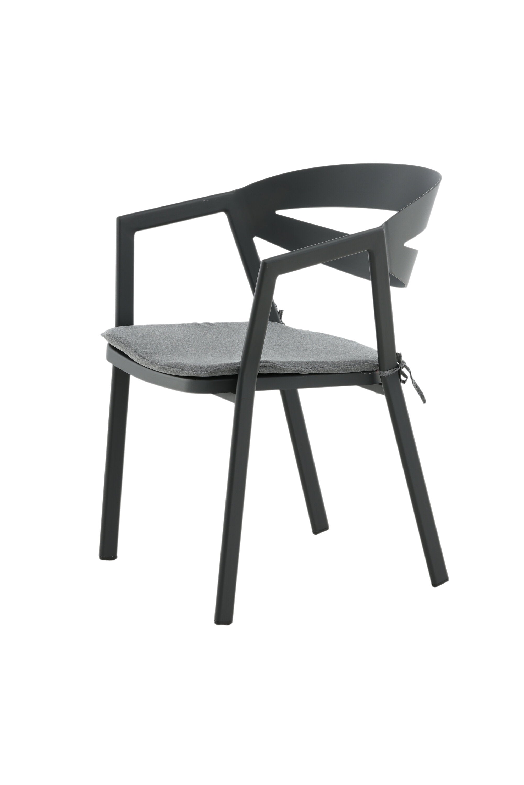 Slit Stuhl in Schwarz präsentiert im Onlineshop von KAQTU Design AG. Gartenstuhl mit Armlehnen ist von Venture Home