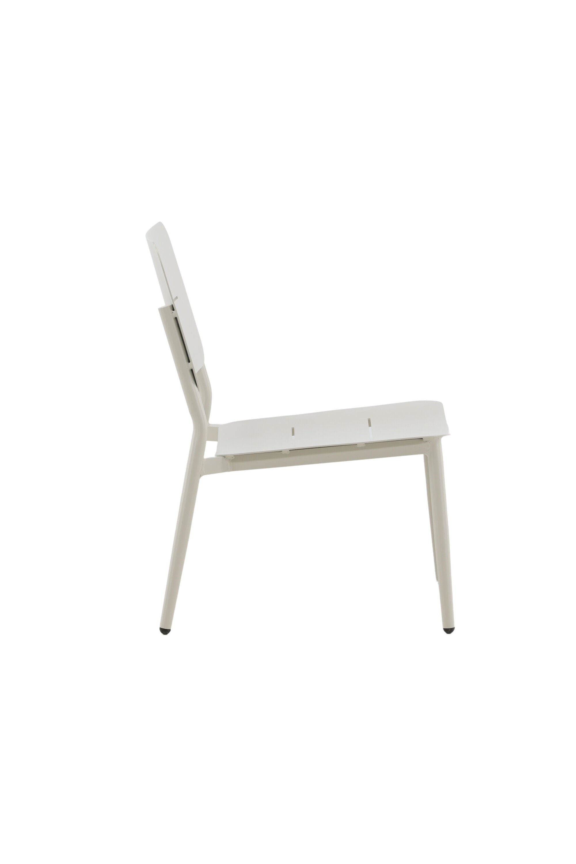 Lina Lounge Chair in Beige präsentiert im Onlineshop von KAQTU Design AG. Outdoor-Sessel ist von Venture Home