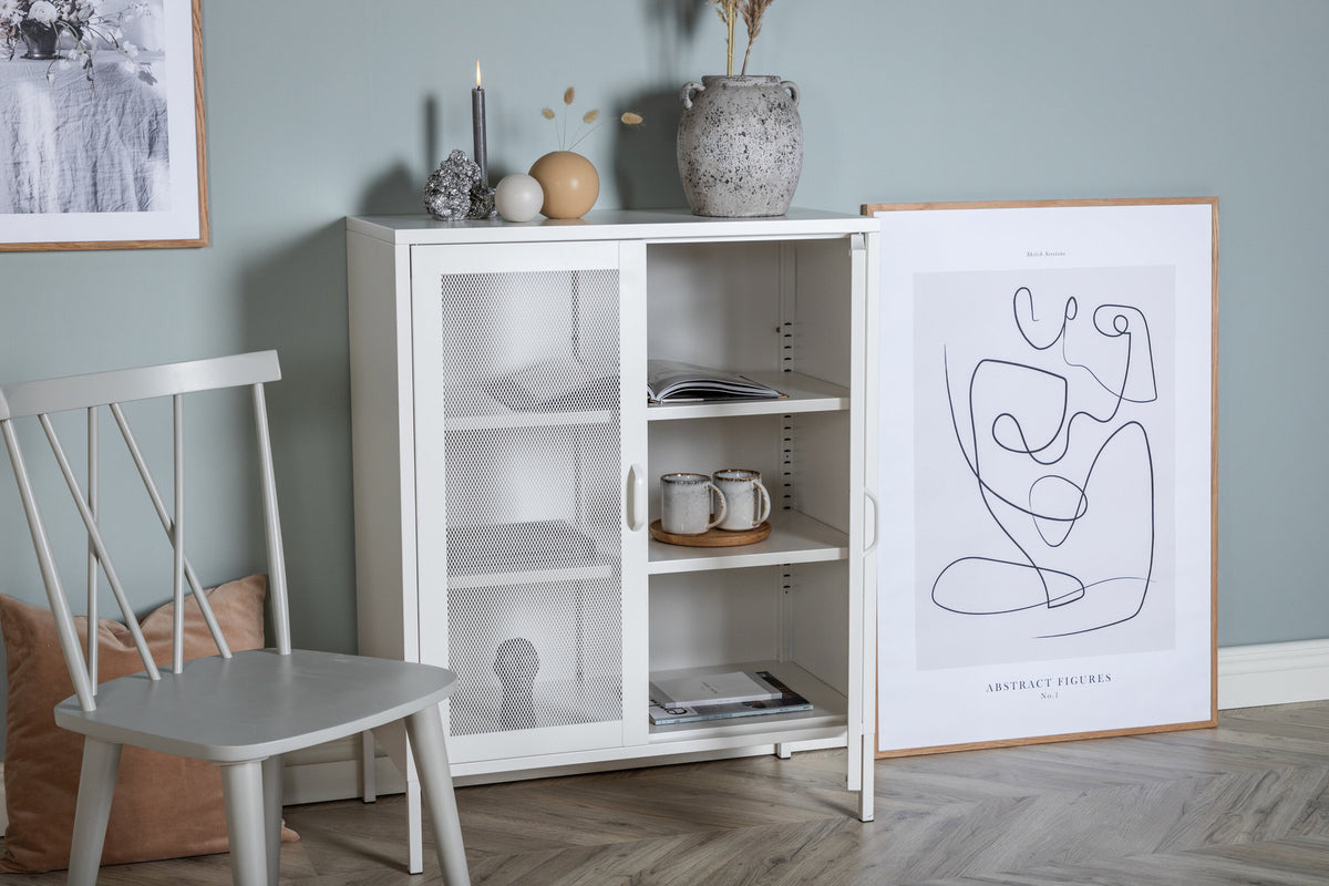 Misha Cabinet in Weiss präsentiert im Onlineshop von KAQTU Design AG. Cabinet ist von Venture Home