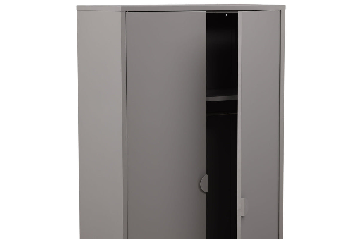 Piring Wardrobe in Hellgrau präsentiert im Onlineshop von KAQTU Design AG. Drehtürenschrank ist von Venture Home