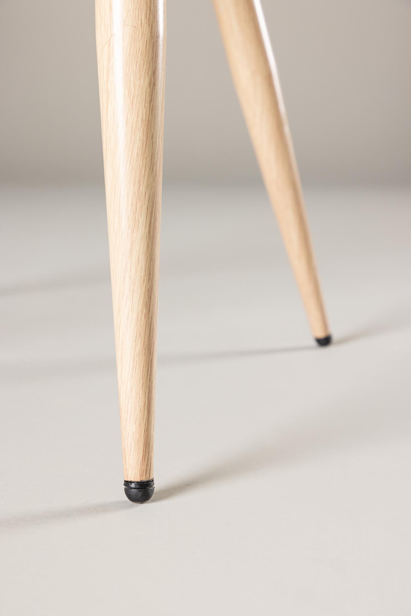 Eleganter Esszimmerstuhl von Venture Home in stilvollem Anthrazit.