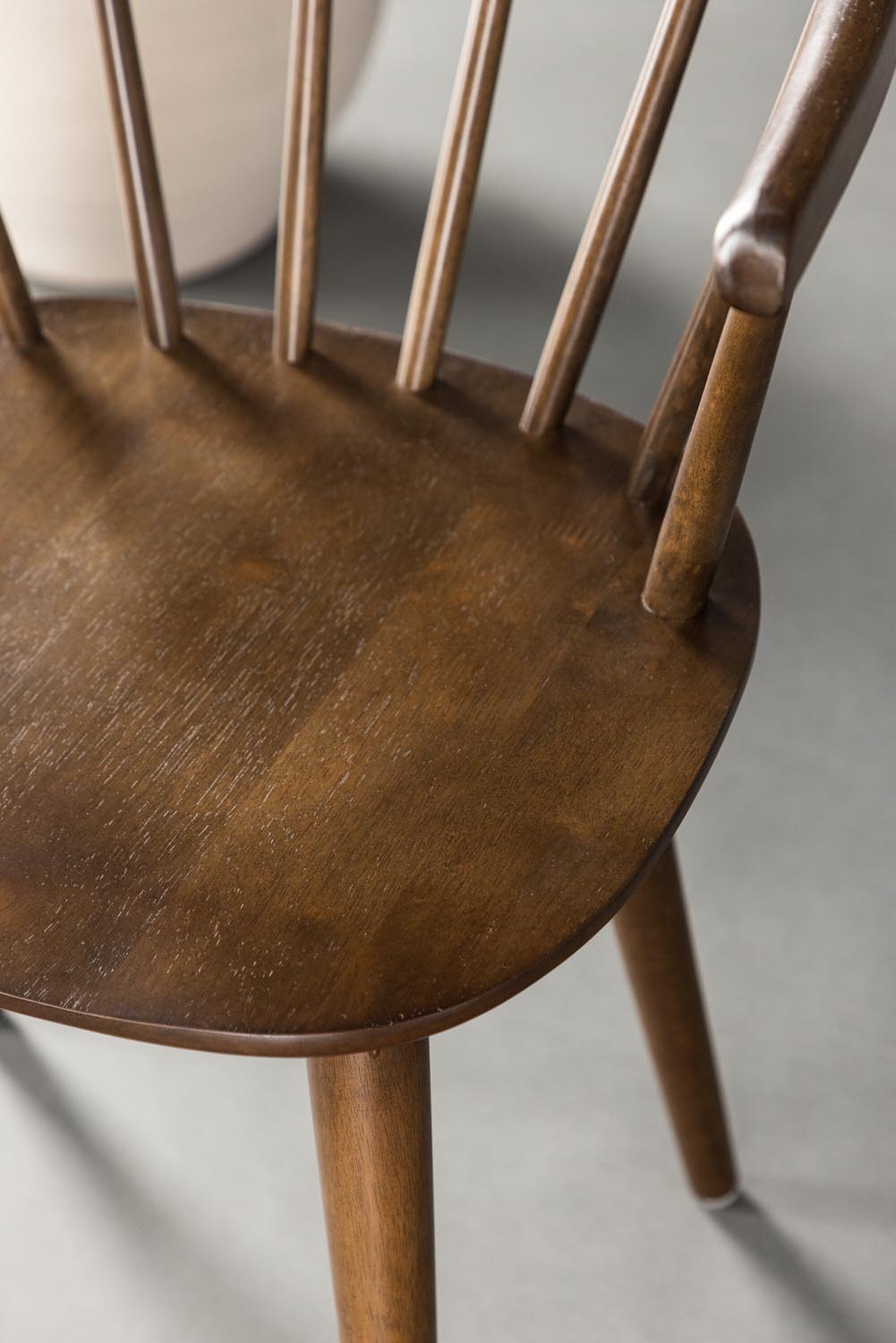 Bobby Esszimmerstuhl in Mokka präsentiert im Onlineshop von KAQTU Design AG. Schalenstuhl ist von Venture Home