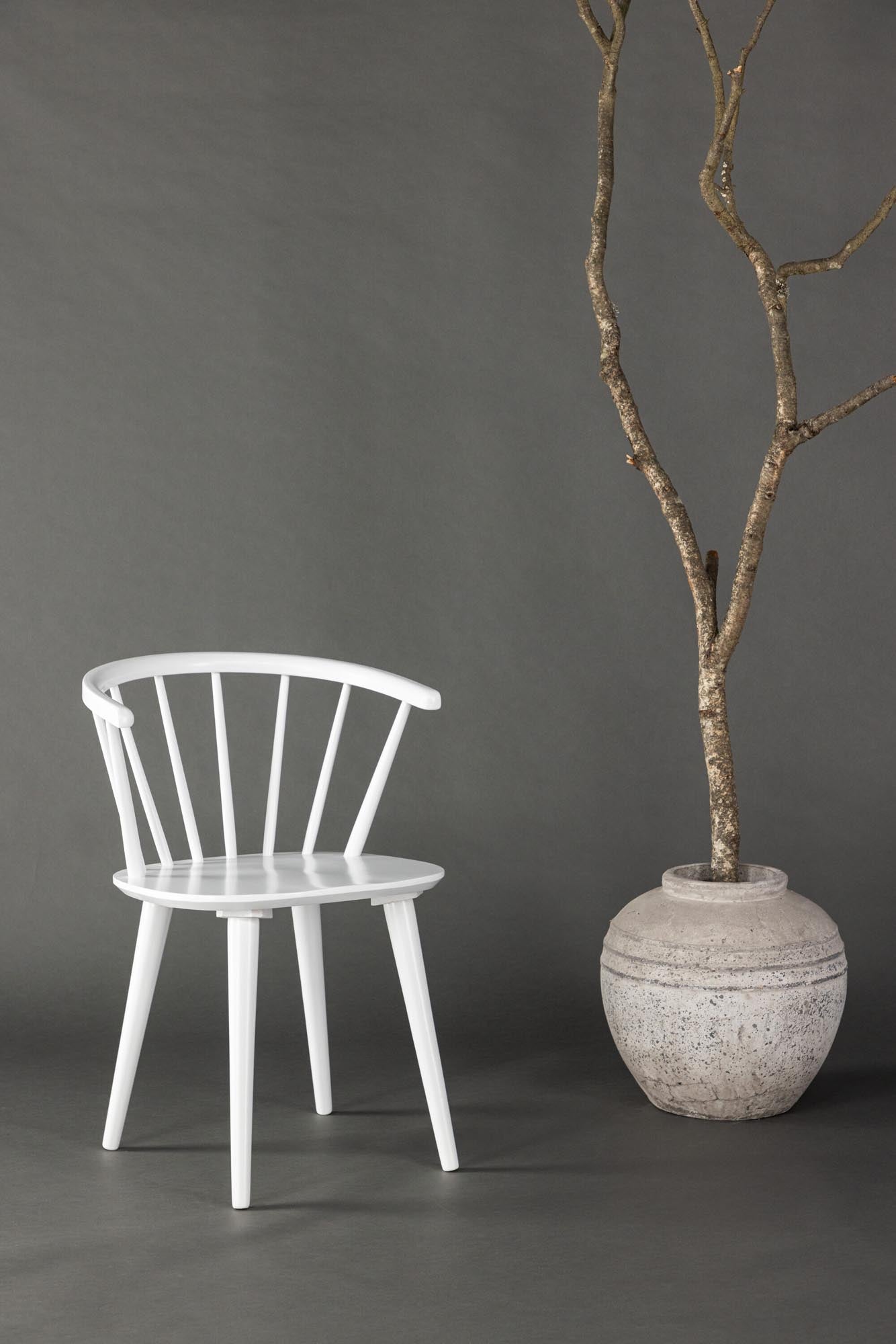 Eleganter Bobby Stuhl: Perfekte Ergänzung für Ihr Esszimmer.