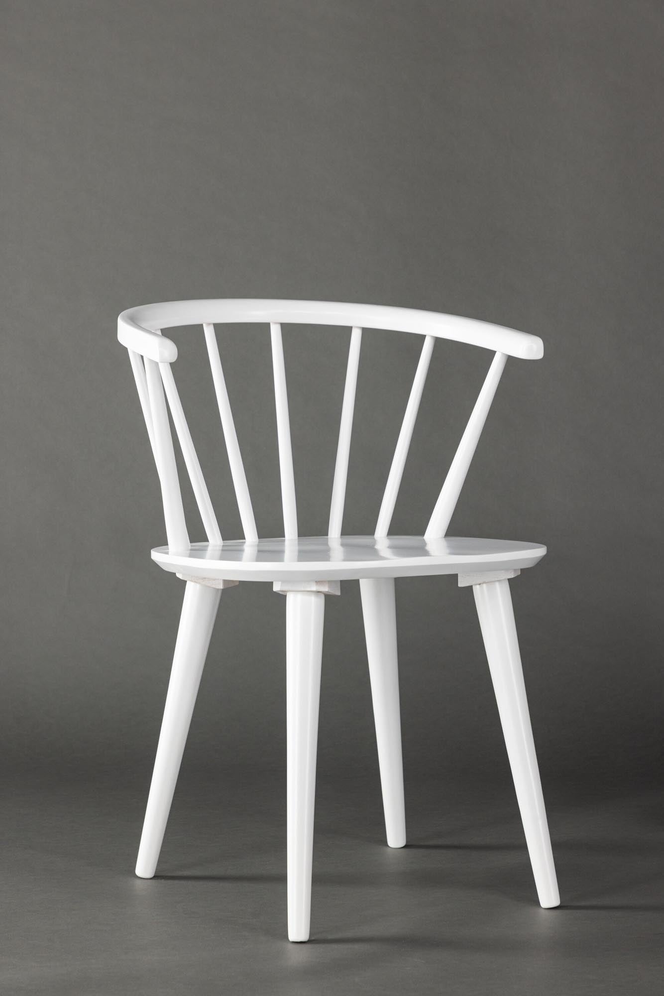 Bobby Esszimmerstuhl von Venture Home: Stilvoll, langlebig und ergonomisch. Verleihen Sie Ihrem Esszimmer Eleganz und Komfort.