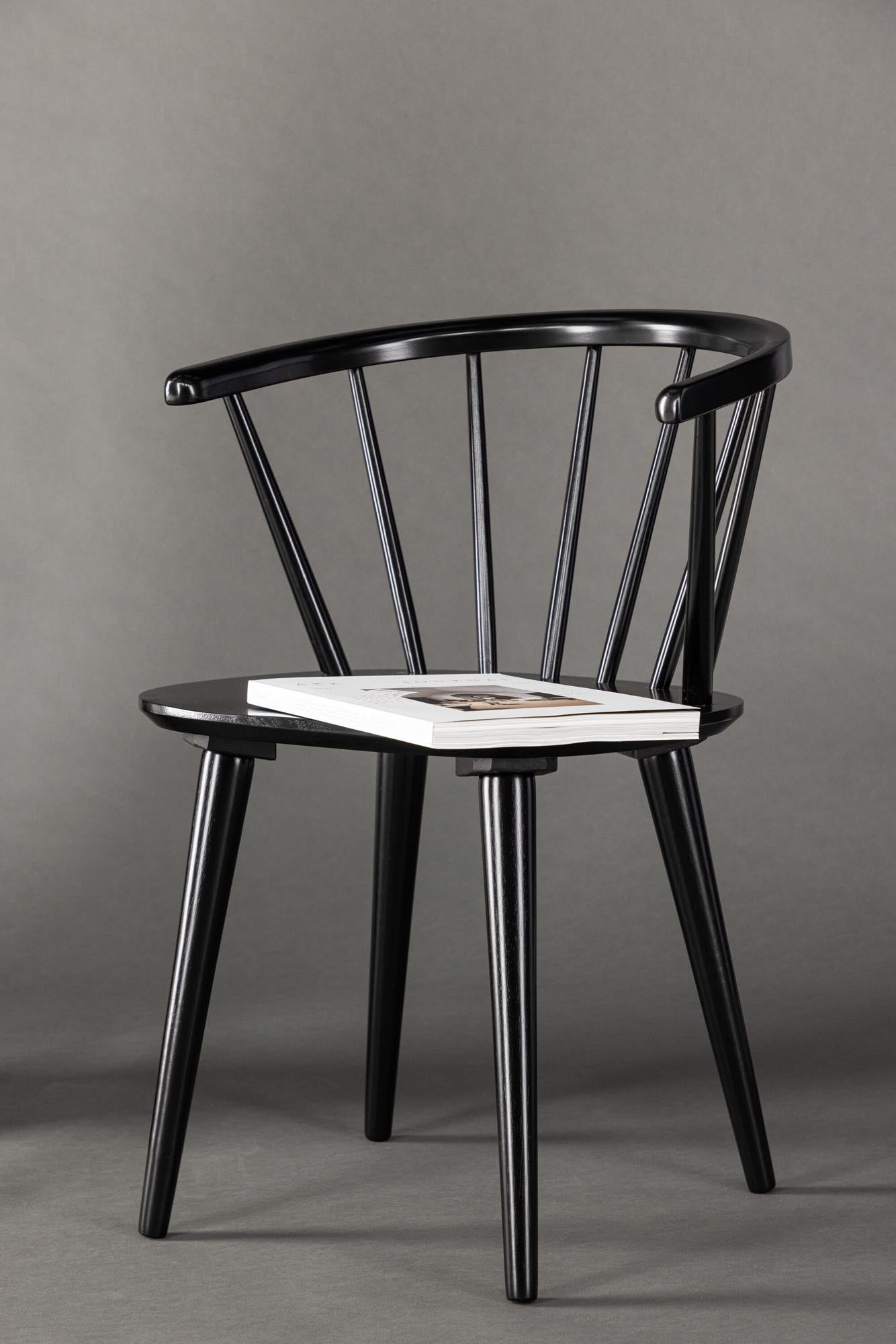 Stilvoller Bobby Stuhl von Venture Home für modernes Esszimmer-Ambiente.